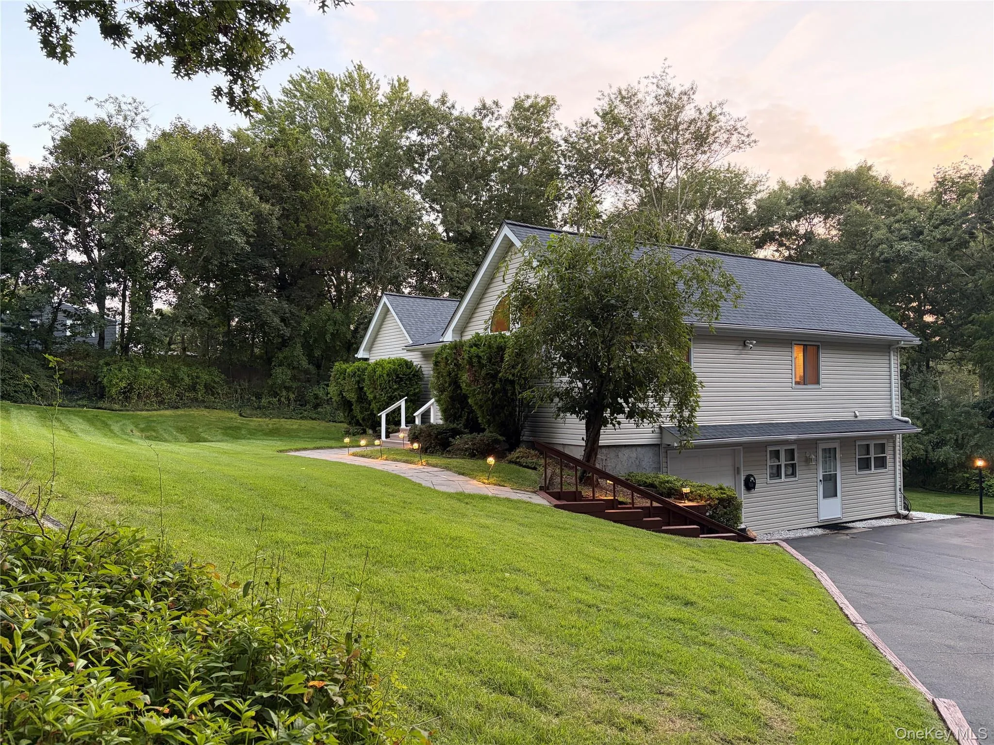 68 Chestnut Street, Brookhaven, NY, 4 Bedrooms Bedrooms, 9 Rooms Rooms,3 BathroomsBathrooms,Residential,For Rent,Chestnut,0,1053741 68 Chestnut Street, Brookhaven, NY, 4 Bedrooms Bedrooms, 9 Rooms Rooms,3 BathroomsBathrooms,Residential,For Rent,Chestnut,0,1053741
