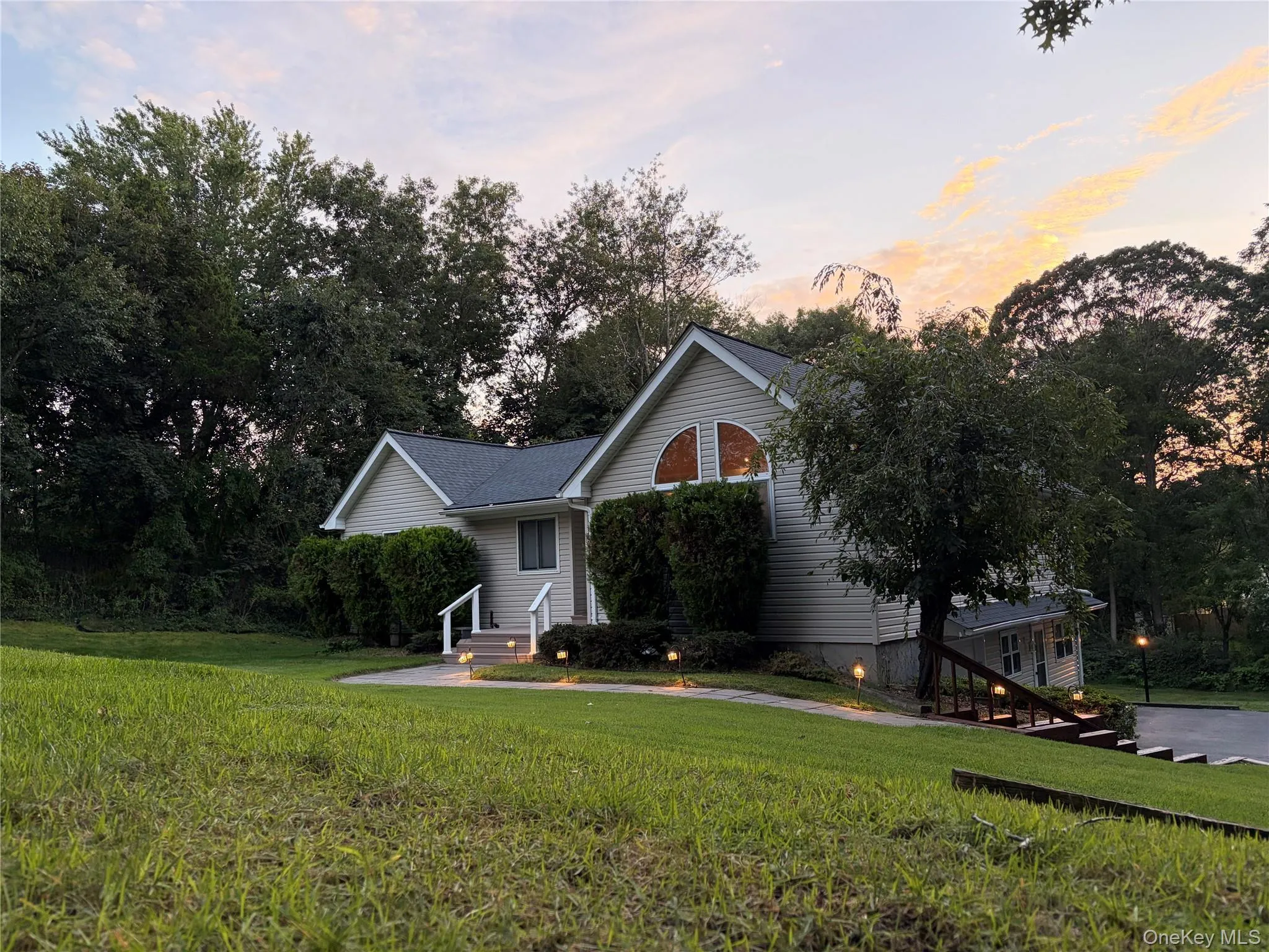 68 Chestnut Street, Brookhaven, NY, 4 Bedrooms Bedrooms, 9 Rooms Rooms,3 BathroomsBathrooms,Residential,For Rent,Chestnut,0,1053741 68 Chestnut Street, Brookhaven, NY, 4 Bedrooms Bedrooms, 9 Rooms Rooms,3 BathroomsBathrooms,Residential,For Rent,Chestnut,0,1053741