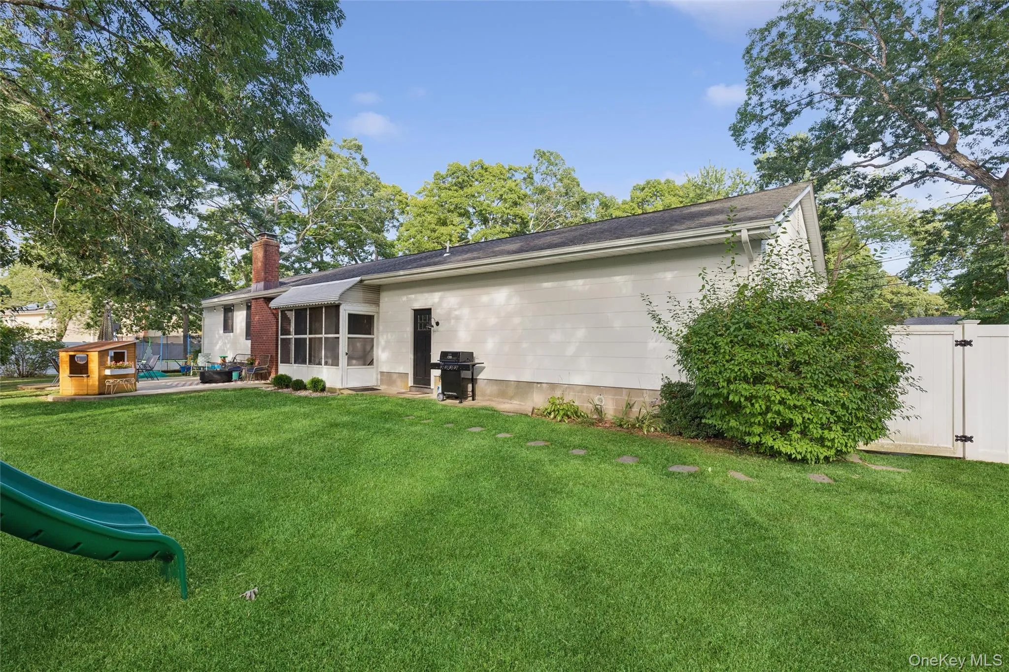 38 Heston Road, Brookhaven, NY, 2 Bedrooms Bedrooms, 5 Rooms Rooms,3 BathroomsBathrooms,Residential,For Rent,Heston,0,1053750 38 Heston Road, Brookhaven, NY, 2 Bedrooms Bedrooms, 5 Rooms Rooms,3 BathroomsBathrooms,Residential,For Rent,Heston,0,1053750