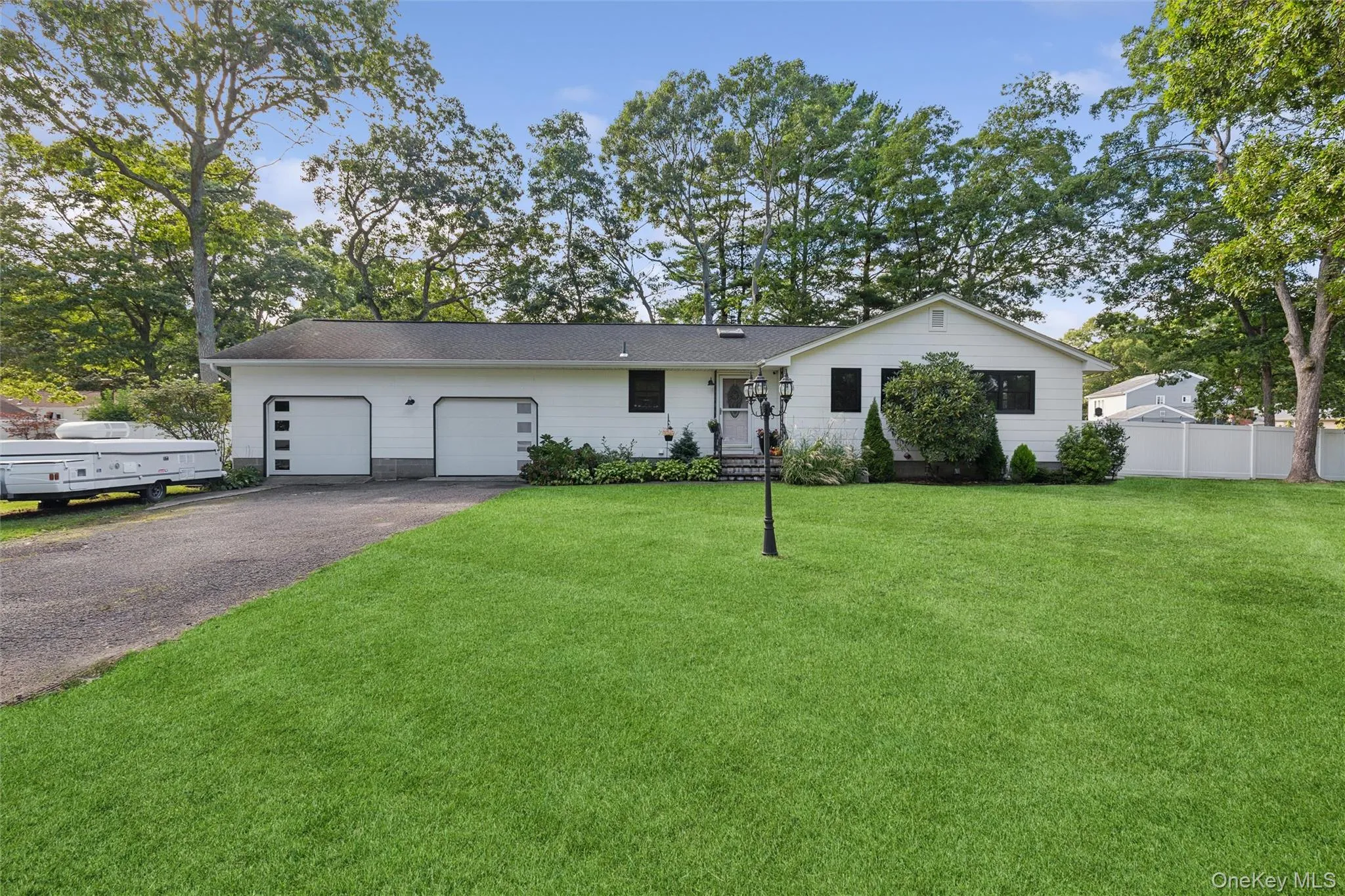 38 Heston Road, Brookhaven, NY, 2 Bedrooms Bedrooms, 5 Rooms Rooms,3 BathroomsBathrooms,Residential,For Rent,Heston,0,1053750 38 Heston Road, Brookhaven, NY, 2 Bedrooms Bedrooms, 5 Rooms Rooms,3 BathroomsBathrooms,Residential,For Rent,Heston,0,1053750