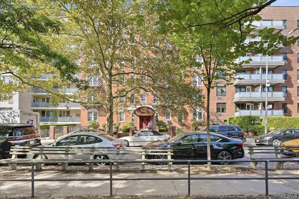 360 Ocean Parkway, New York, NY, 1 Bedroom Bedrooms, 4 Rooms Rooms,1 BathroomBathrooms,Residential,For Rent,Ocean,0,1053753 360 Ocean Parkway, New York, NY, 1 Bedroom Bedrooms, 4 Rooms Rooms,1 BathroomBathrooms,Residential,For Rent,Ocean,0,1053753