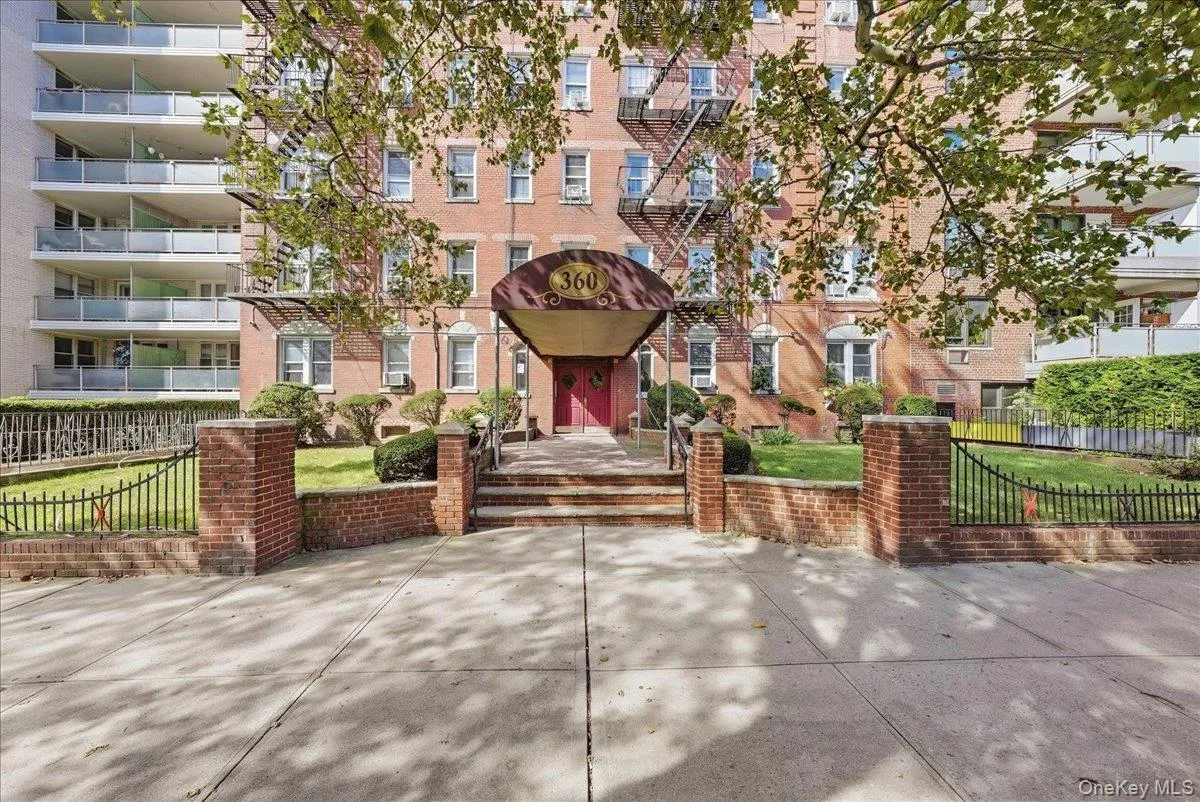 360 Ocean Parkway, New York, NY, 1 Bedroom Bedrooms, 4 Rooms Rooms,1 BathroomBathrooms,Residential,For Rent,Ocean,0,1053753 360 Ocean Parkway, New York, NY, 1 Bedroom Bedrooms, 4 Rooms Rooms,1 BathroomBathrooms,Residential,For Rent,Ocean,0,1053753