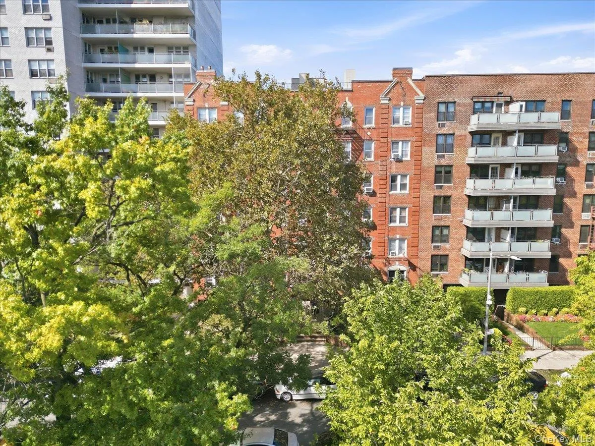 360 Ocean Parkway, New York, NY, 1 Bedroom Bedrooms, 4 Rooms Rooms,1 BathroomBathrooms,Residential,For Rent,Ocean,0,1053753 360 Ocean Parkway, New York, NY, 1 Bedroom Bedrooms, 4 Rooms Rooms,1 BathroomBathrooms,Residential,For Rent,Ocean,0,1053753