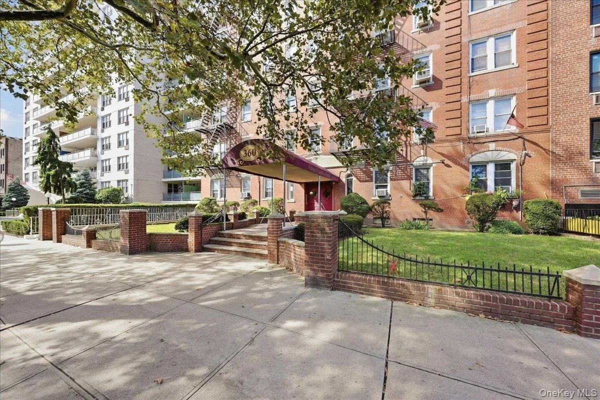 360 Ocean Parkway, New York, NY, 1 Bedroom Bedrooms, 4 Rooms Rooms,1 BathroomBathrooms,Residential,For Rent,Ocean,0,1053753 360 Ocean Parkway, New York, NY, 1 Bedroom Bedrooms, 4 Rooms Rooms,1 BathroomBathrooms,Residential,For Rent,Ocean,0,1053753