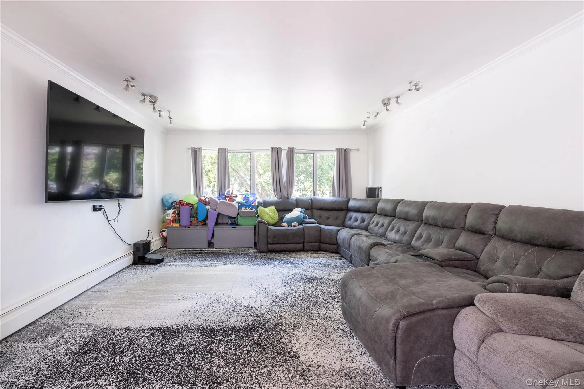 98 Reynold Street, New York, NY, 6 Bedrooms Bedrooms, 10 Rooms Rooms,2 BathroomsBathrooms,Residential,For Rent,Reynold,0,1053756 98 Reynold Street, New York, NY, 6 Bedrooms Bedrooms, 10 Rooms Rooms,2 BathroomsBathrooms,Residential,For Rent,Reynold,0,1053756