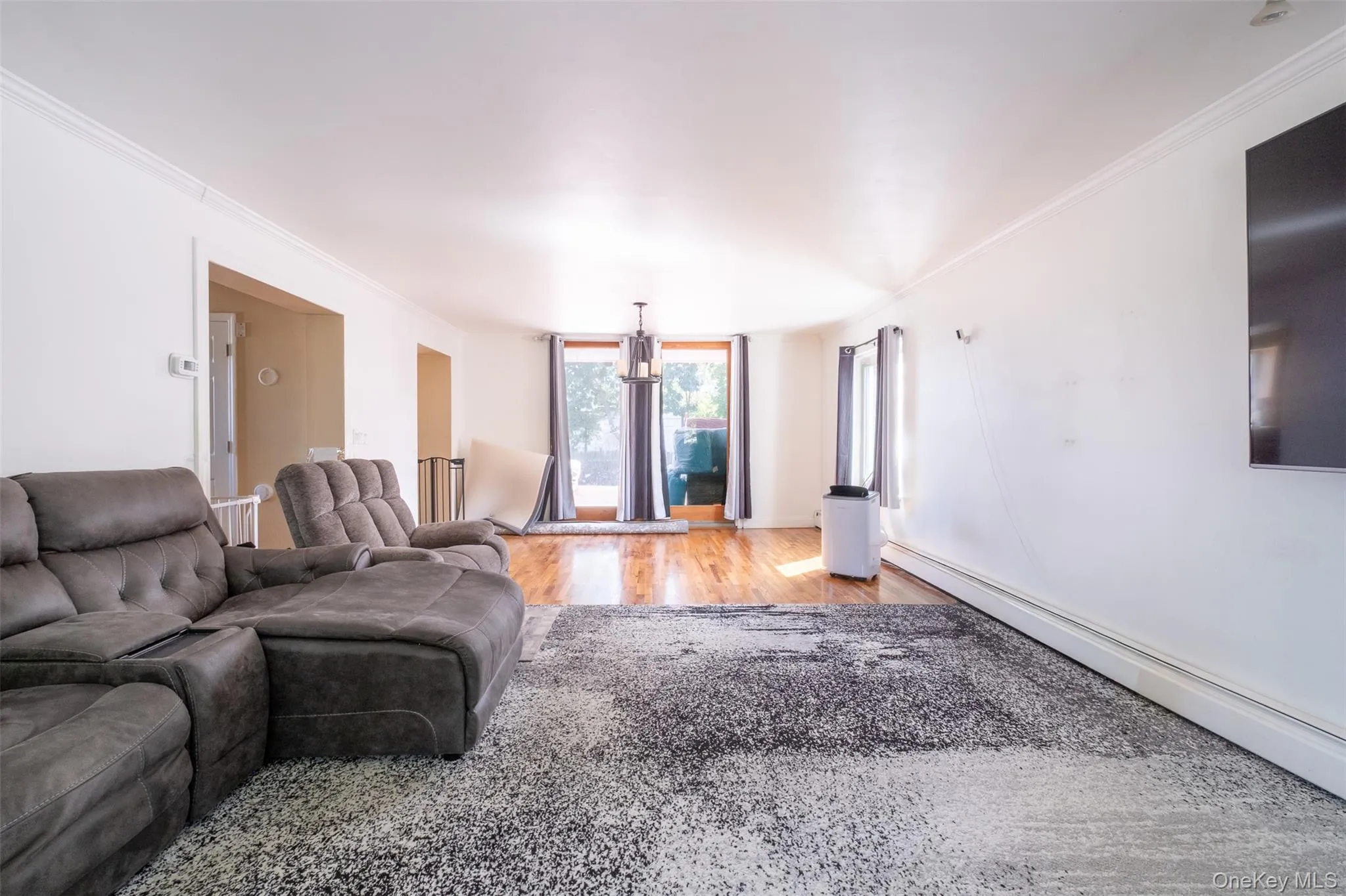 98 Reynold Street, New York, NY, 6 Bedrooms Bedrooms, 10 Rooms Rooms,2 BathroomsBathrooms,Residential,For Rent,Reynold,0,1053756 98 Reynold Street, New York, NY, 6 Bedrooms Bedrooms, 10 Rooms Rooms,2 BathroomsBathrooms,Residential,For Rent,Reynold,0,1053756