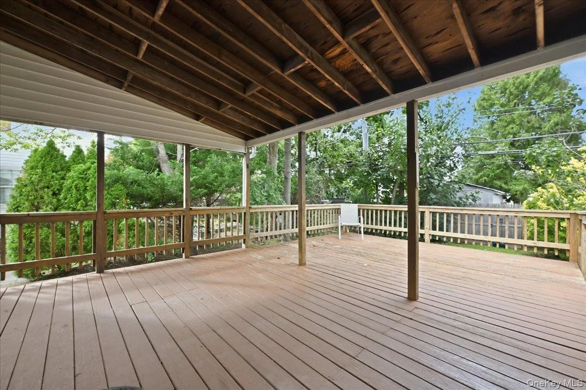 4001 Wicks Avenue, Hempstead, NY, 6 Bedrooms Bedrooms, 9 Rooms Rooms,2 BathroomsBathrooms,Residential,For Rent,Wicks,0,1053758 4001 Wicks Avenue, Hempstead, NY, 6 Bedrooms Bedrooms, 9 Rooms Rooms,2 BathroomsBathrooms,Residential,For Rent,Wicks,0,1053758