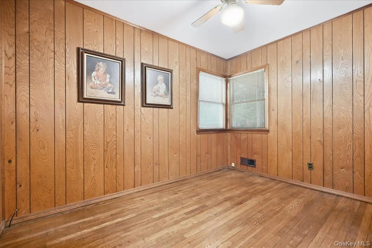 4001 Wicks Avenue, Hempstead, NY, 6 Bedrooms Bedrooms, 9 Rooms Rooms,2 BathroomsBathrooms,Residential,For Rent,Wicks,0,1053758 4001 Wicks Avenue, Hempstead, NY, 6 Bedrooms Bedrooms, 9 Rooms Rooms,2 BathroomsBathrooms,Residential,For Rent,Wicks,0,1053758