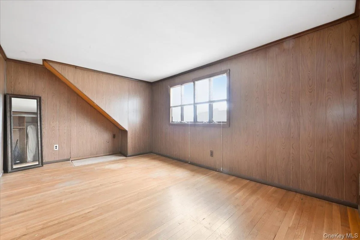 4001 Wicks Avenue, Hempstead, NY, 6 Bedrooms Bedrooms, 9 Rooms Rooms,2 BathroomsBathrooms,Residential,For Rent,Wicks,0,1053758 4001 Wicks Avenue, Hempstead, NY, 6 Bedrooms Bedrooms, 9 Rooms Rooms,2 BathroomsBathrooms,Residential,For Rent,Wicks,0,1053758