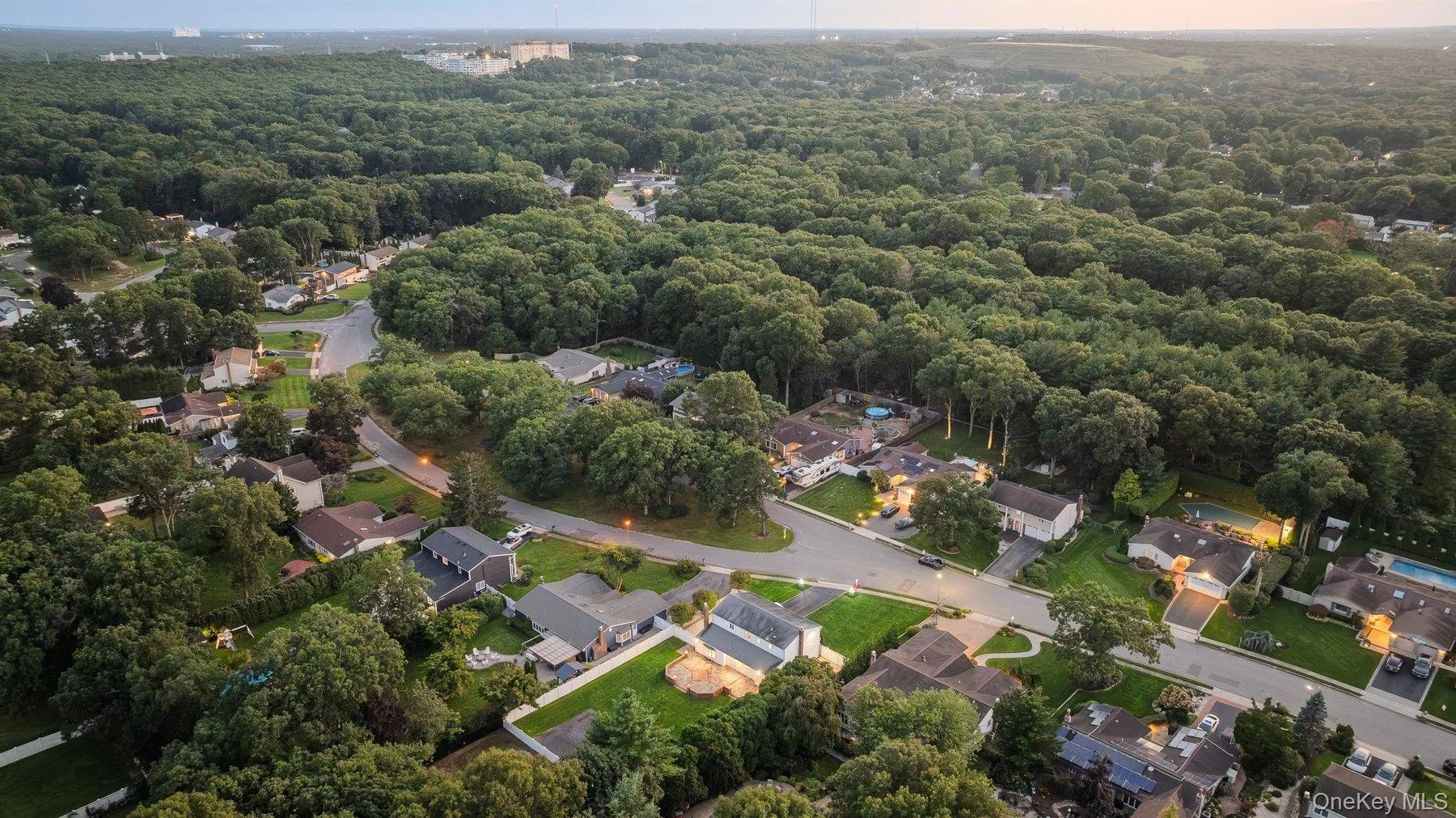 123 Old Post Drive, Islip, NY, 4 Bedrooms Bedrooms, 10 Rooms Rooms,2 BathroomsBathrooms,Residential,For Rent,Old Post,0,1053764 123 Old Post Drive, Islip, NY, 4 Bedrooms Bedrooms, 10 Rooms Rooms,2 BathroomsBathrooms,Residential,For Rent,Old Post,0,1053764