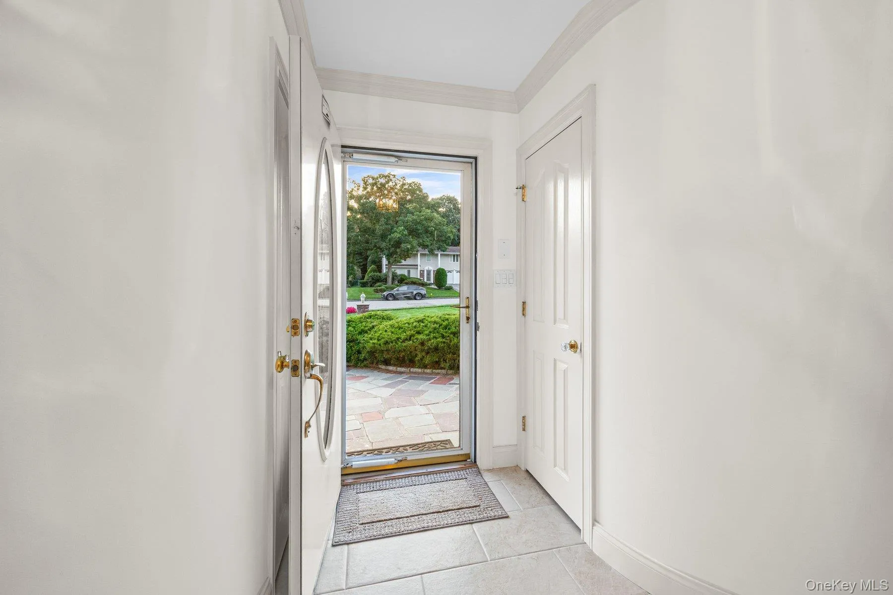 123 Old Post Drive, Islip, NY, 4 Bedrooms Bedrooms, 10 Rooms Rooms,2 BathroomsBathrooms,Residential,For Rent,Old Post,0,1053764 123 Old Post Drive, Islip, NY, 4 Bedrooms Bedrooms, 10 Rooms Rooms,2 BathroomsBathrooms,Residential,For Rent,Old Post,0,1053764