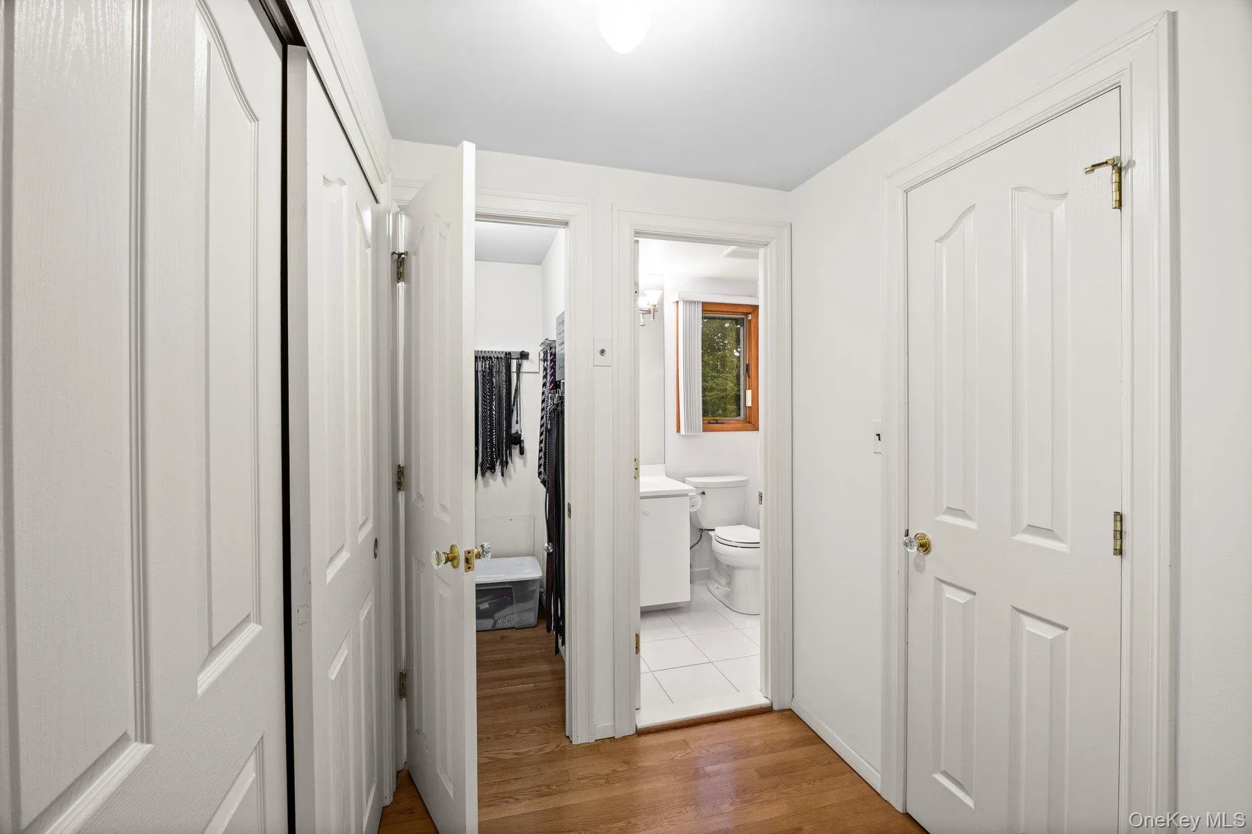 123 Old Post Drive, Islip, NY, 4 Bedrooms Bedrooms, 10 Rooms Rooms,2 BathroomsBathrooms,Residential,For Rent,Old Post,0,1053764 123 Old Post Drive, Islip, NY, 4 Bedrooms Bedrooms, 10 Rooms Rooms,2 BathroomsBathrooms,Residential,For Rent,Old Post,0,1053764