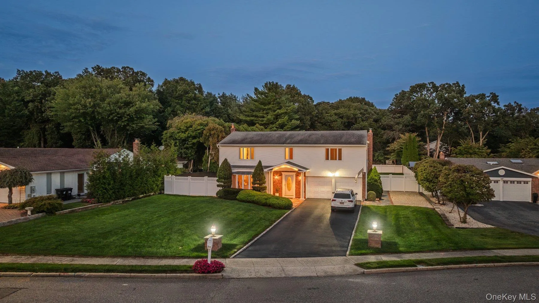 123 Old Post Drive, Islip, NY, 4 Bedrooms Bedrooms, 10 Rooms Rooms,2 BathroomsBathrooms,Residential,For Rent,Old Post,0,1053764 123 Old Post Drive, Islip, NY, 4 Bedrooms Bedrooms, 10 Rooms Rooms,2 BathroomsBathrooms,Residential,For Rent,Old Post,0,1053764