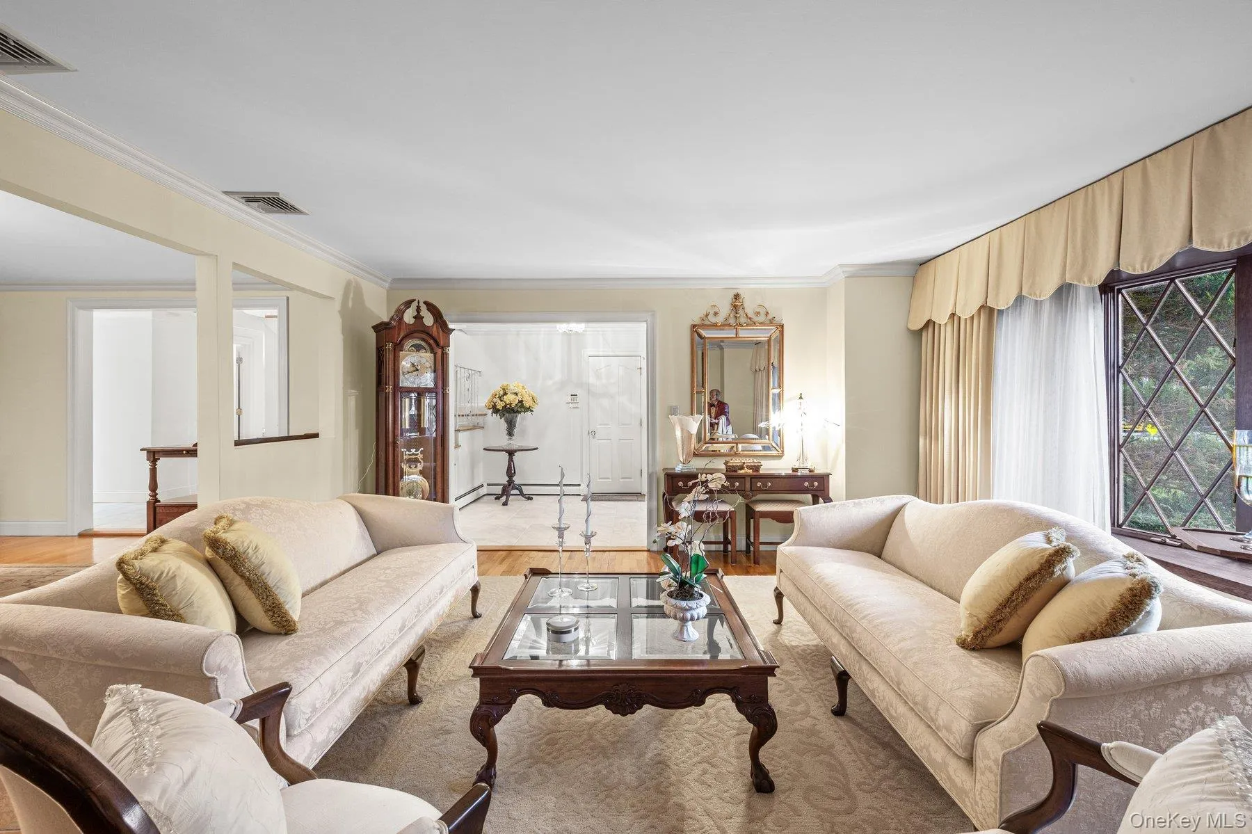 123 Old Post Drive, Islip, NY, 4 Bedrooms Bedrooms, 10 Rooms Rooms,2 BathroomsBathrooms,Residential,For Rent,Old Post,0,1053764 123 Old Post Drive, Islip, NY, 4 Bedrooms Bedrooms, 10 Rooms Rooms,2 BathroomsBathrooms,Residential,For Rent,Old Post,0,1053764