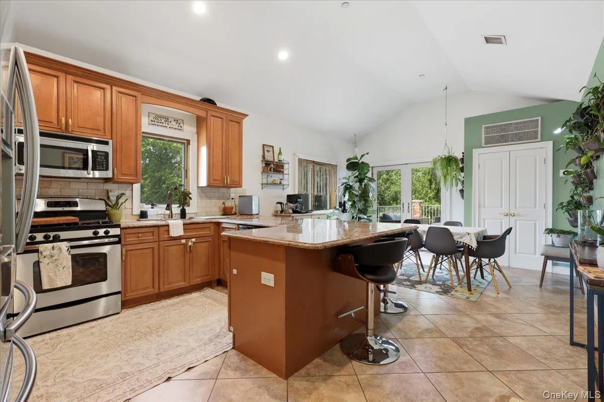 79 Tier Street, New York, NY, 3 Bedrooms Bedrooms, 6 Rooms Rooms,2 BathroomsBathrooms,Residential Lease,For Rent,Tier,0,1053765 79 Tier Street, New York, NY, 3 Bedrooms Bedrooms, 6 Rooms Rooms,2 BathroomsBathrooms,Residential Lease,For Rent,Tier,0,1053765