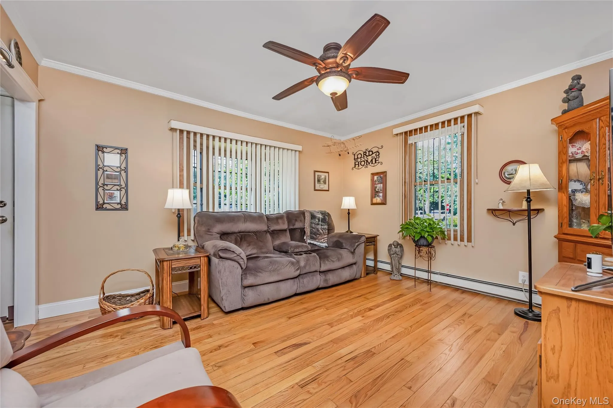 8 5th Street, Brookhaven, NY, 4 Bedrooms Bedrooms, 6 Rooms Rooms,2 BathroomsBathrooms,Residential,For Rent,5th,0,1053768 8 5th Street, Brookhaven, NY, 4 Bedrooms Bedrooms, 6 Rooms Rooms,2 BathroomsBathrooms,Residential,For Rent,5th,0,1053768