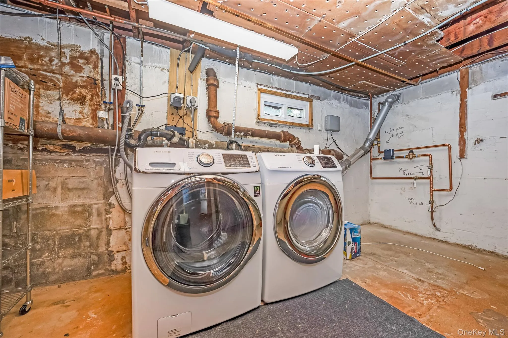 8 5th Street, Brookhaven, NY, 4 Bedrooms Bedrooms, 6 Rooms Rooms,2 BathroomsBathrooms,Residential,For Rent,5th,0,1053768 8 5th Street, Brookhaven, NY, 4 Bedrooms Bedrooms, 6 Rooms Rooms,2 BathroomsBathrooms,Residential,For Rent,5th,0,1053768