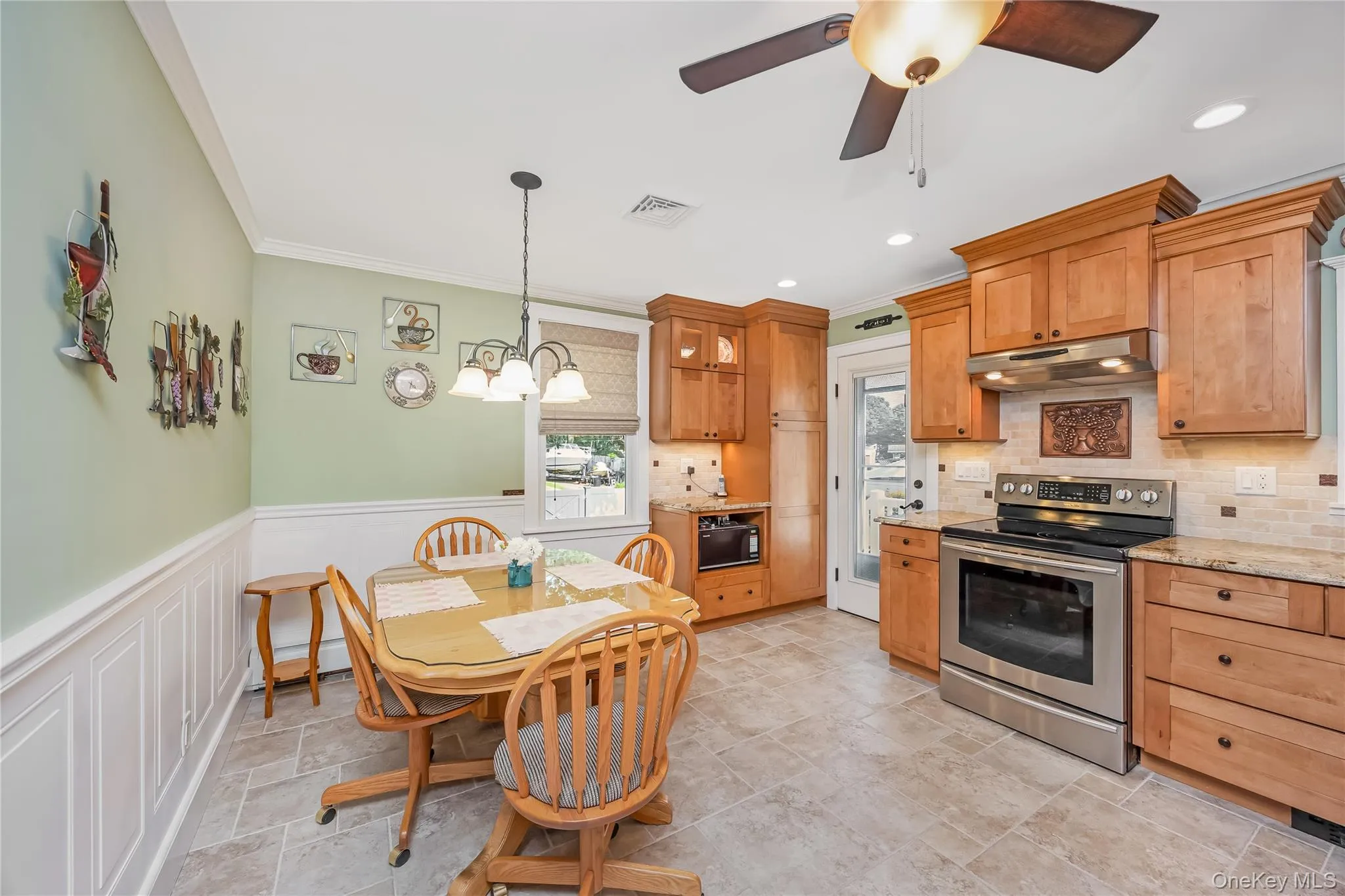 8 5th Street, Brookhaven, NY, 4 Bedrooms Bedrooms, 6 Rooms Rooms,2 BathroomsBathrooms,Residential,For Rent,5th,0,1053768 8 5th Street, Brookhaven, NY, 4 Bedrooms Bedrooms, 6 Rooms Rooms,2 BathroomsBathrooms,Residential,For Rent,5th,0,1053768