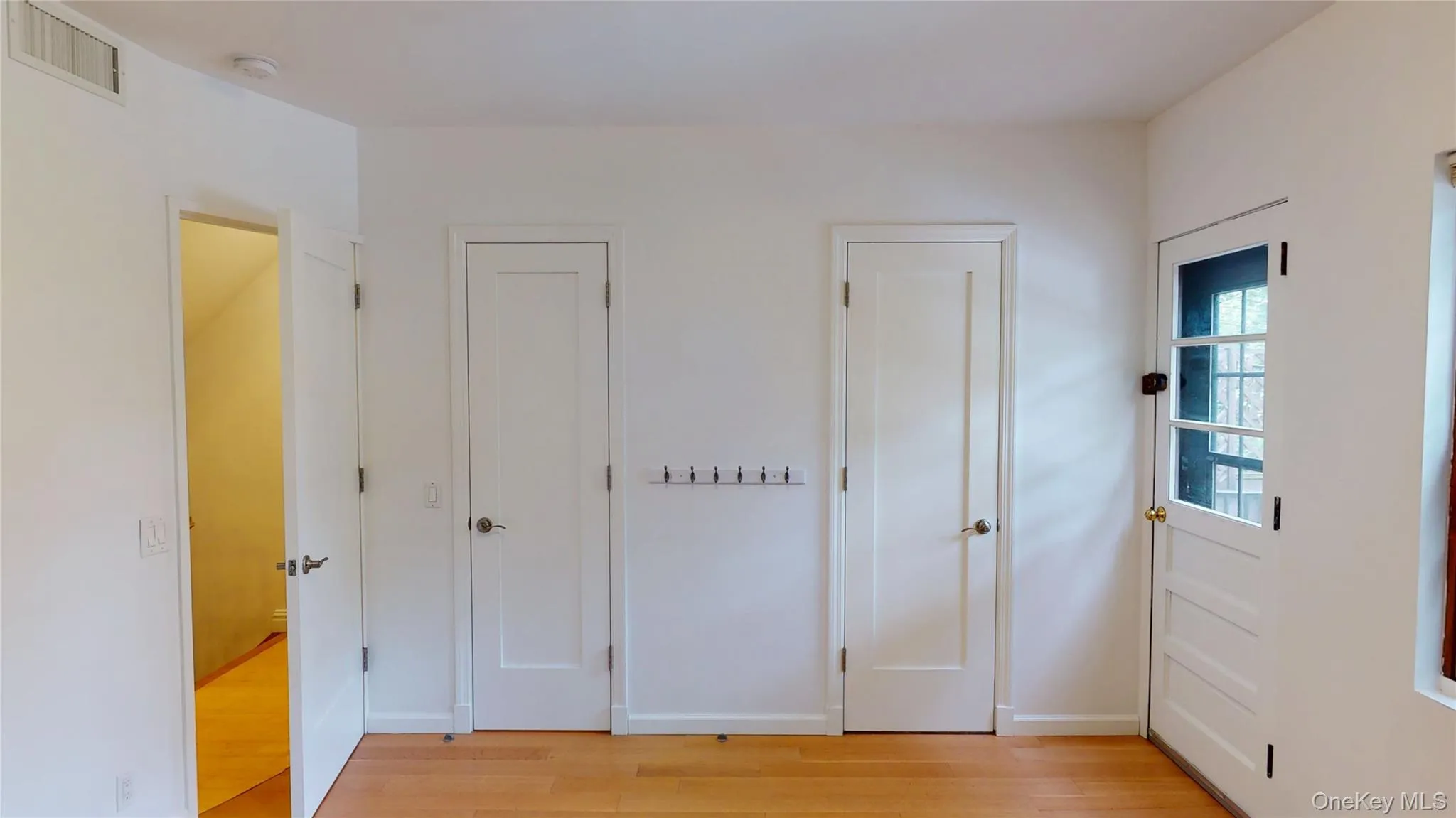 278 Burns Street, New York, NY, 3 Bedrooms Bedrooms, 5 Rooms Rooms,2 BathroomsBathrooms,Residential Lease,For Rent,Burns,0,1053772 278 Burns Street, New York, NY, 3 Bedrooms Bedrooms, 5 Rooms Rooms,2 BathroomsBathrooms,Residential Lease,For Rent,Burns,0,1053772
