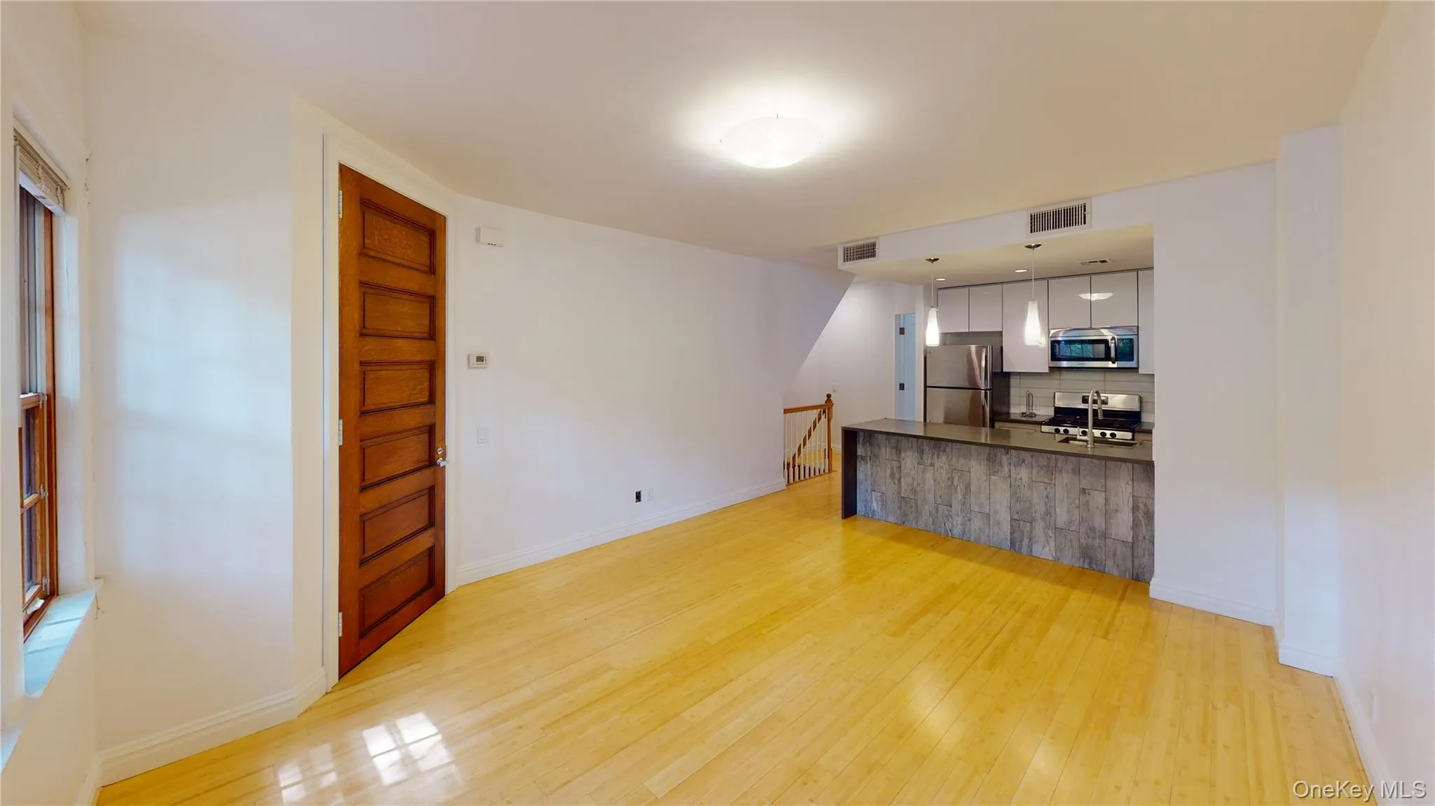 278 Burns Street, New York, NY, 3 Bedrooms Bedrooms, 5 Rooms Rooms,2 BathroomsBathrooms,Residential Lease,For Rent,Burns,0,1053772 278 Burns Street, New York, NY, 3 Bedrooms Bedrooms, 5 Rooms Rooms,2 BathroomsBathrooms,Residential Lease,For Rent,Burns,0,1053772