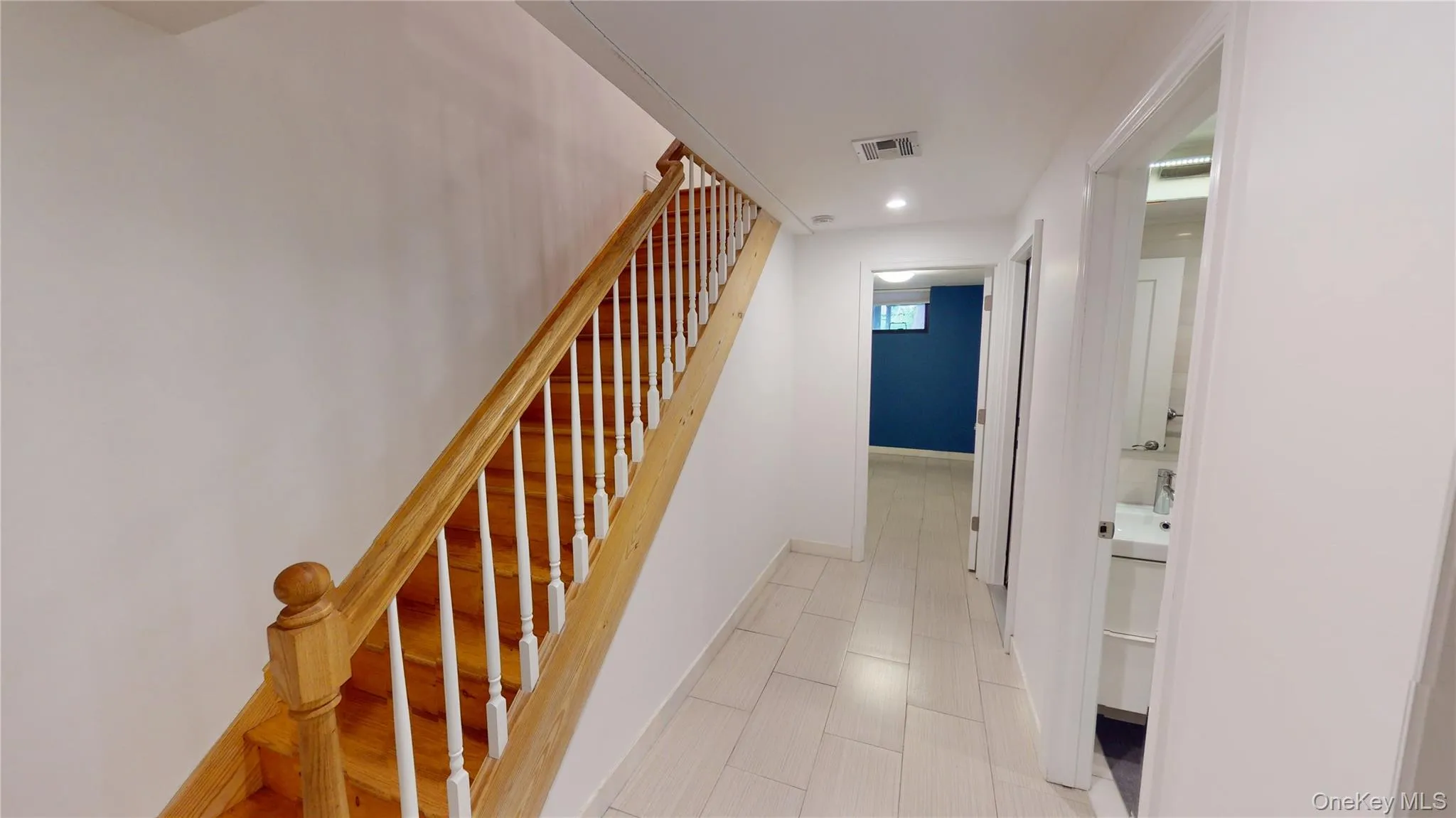 278 Burns Street, New York, NY, 3 Bedrooms Bedrooms, 5 Rooms Rooms,2 BathroomsBathrooms,Residential Lease,For Rent,Burns,0,1053772 278 Burns Street, New York, NY, 3 Bedrooms Bedrooms, 5 Rooms Rooms,2 BathroomsBathrooms,Residential Lease,For Rent,Burns,0,1053772