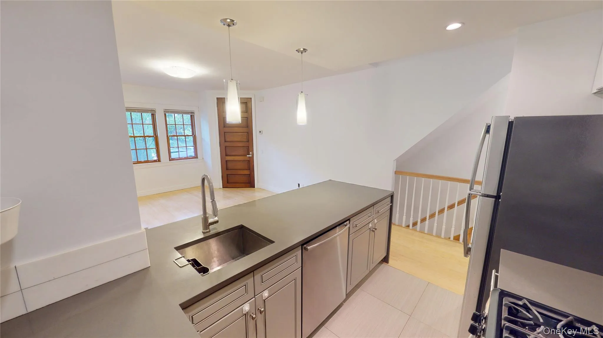 278 Burns Street, New York, NY, 3 Bedrooms Bedrooms, 5 Rooms Rooms,2 BathroomsBathrooms,Residential Lease,For Rent,Burns,0,1053772 278 Burns Street, New York, NY, 3 Bedrooms Bedrooms, 5 Rooms Rooms,2 BathroomsBathrooms,Residential Lease,For Rent,Burns,0,1053772