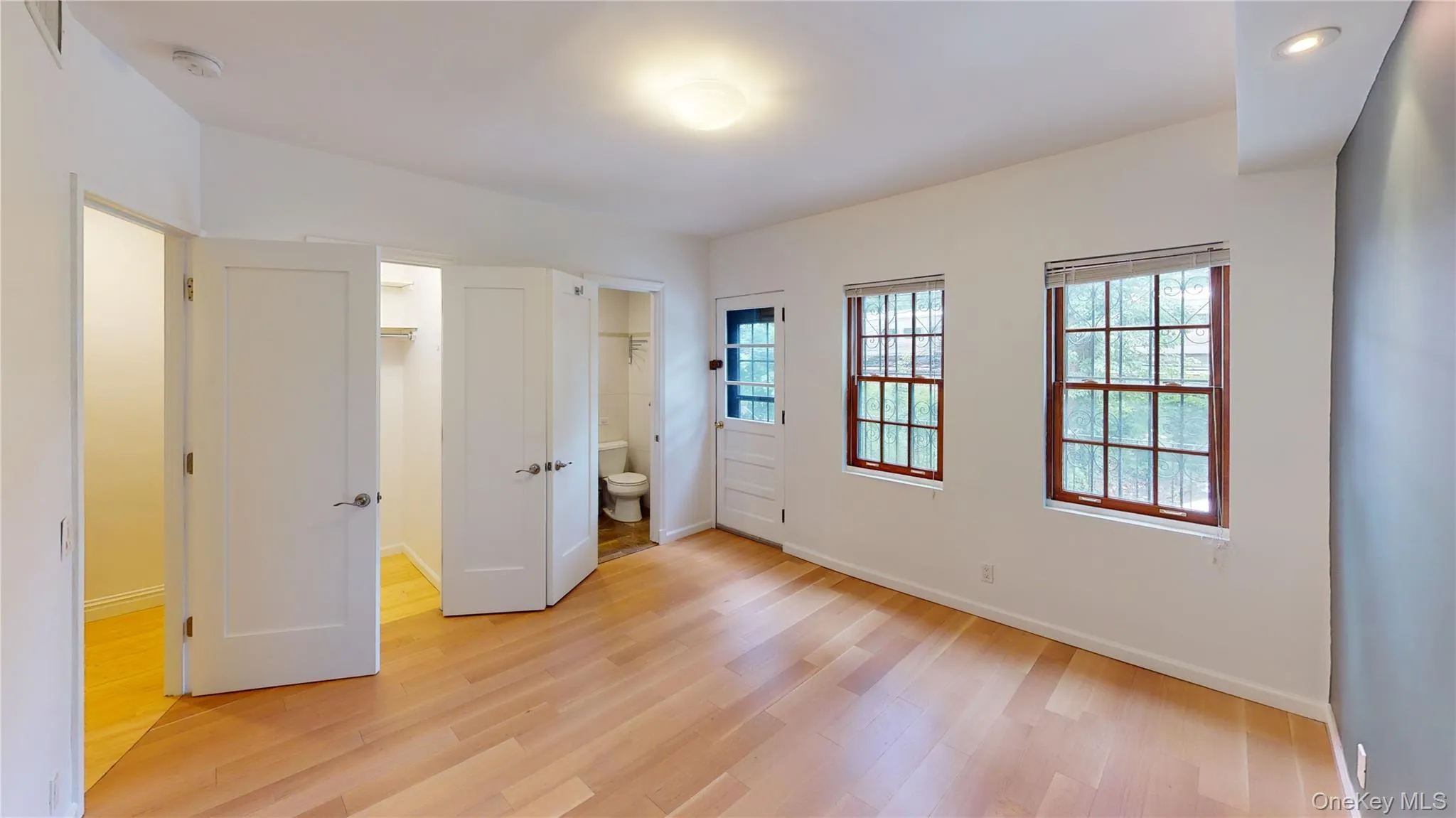 278 Burns Street, New York, NY, 3 Bedrooms Bedrooms, 5 Rooms Rooms,2 BathroomsBathrooms,Residential Lease,For Rent,Burns,0,1053772 278 Burns Street, New York, NY, 3 Bedrooms Bedrooms, 5 Rooms Rooms,2 BathroomsBathrooms,Residential Lease,For Rent,Burns,0,1053772