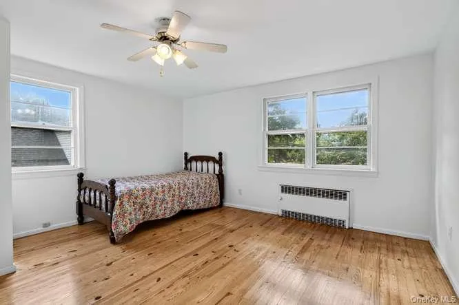 48 Maple Drive, North Hempstead, NY, 3 Bedrooms Bedrooms, 8 Rooms Rooms,2 BathroomsBathrooms,Residential,For Rent,Maple,0,1053773 48 Maple Drive, North Hempstead, NY, 3 Bedrooms Bedrooms, 8 Rooms Rooms,2 BathroomsBathrooms,Residential,For Rent,Maple,0,1053773