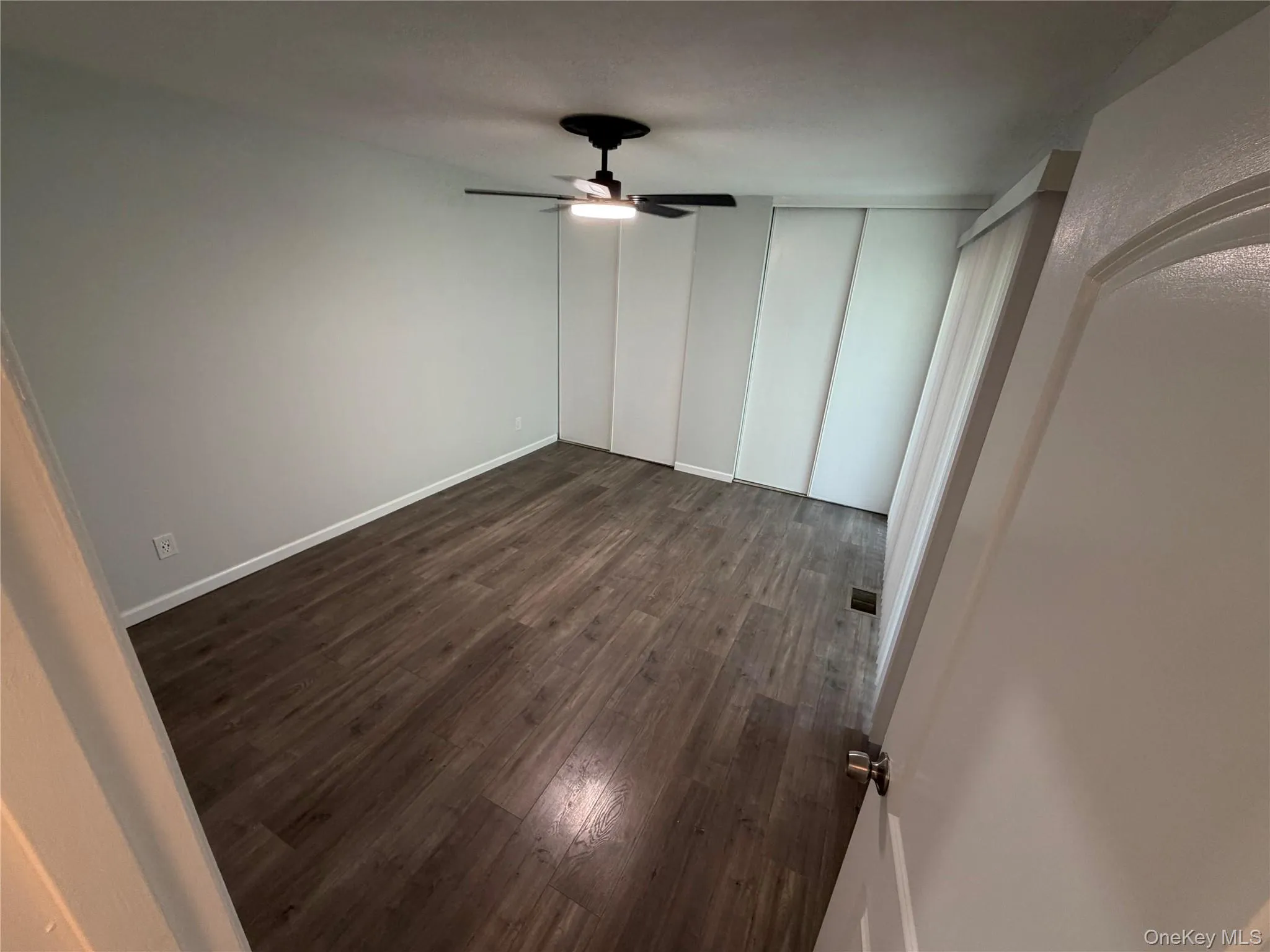 203 Springmeadow Drive, Islip, NY, 3 Bedroom Bedrooms, 6 Room Rooms,1 BathroomBathrooms,Residential Lease,For Rent,Springmeadow,0,1053789 203 Springmeadow Drive, Islip, NY, 3 Bedroom Bedrooms, 6 Room Rooms,1 BathroomBathrooms,Residential Lease,For Rent,Springmeadow,0,1053789