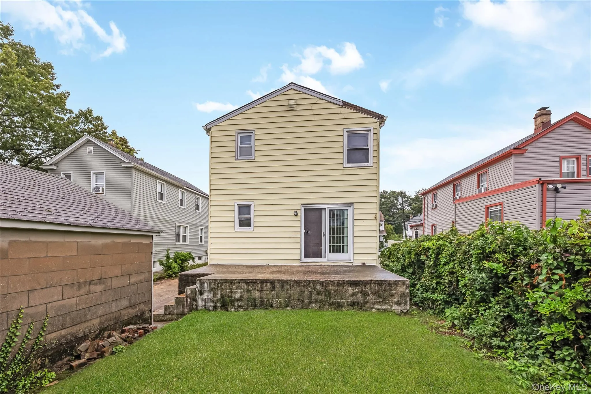 121 Cochran Place, Hempstead, NY, 4 Bedrooms Bedrooms, 10 Rooms Rooms,2 BathroomsBathrooms,Residential,For Rent,Cochran,0,1053795 121 Cochran Place, Hempstead, NY, 4 Bedrooms Bedrooms, 10 Rooms Rooms,2 BathroomsBathrooms,Residential,For Rent,Cochran,0,1053795