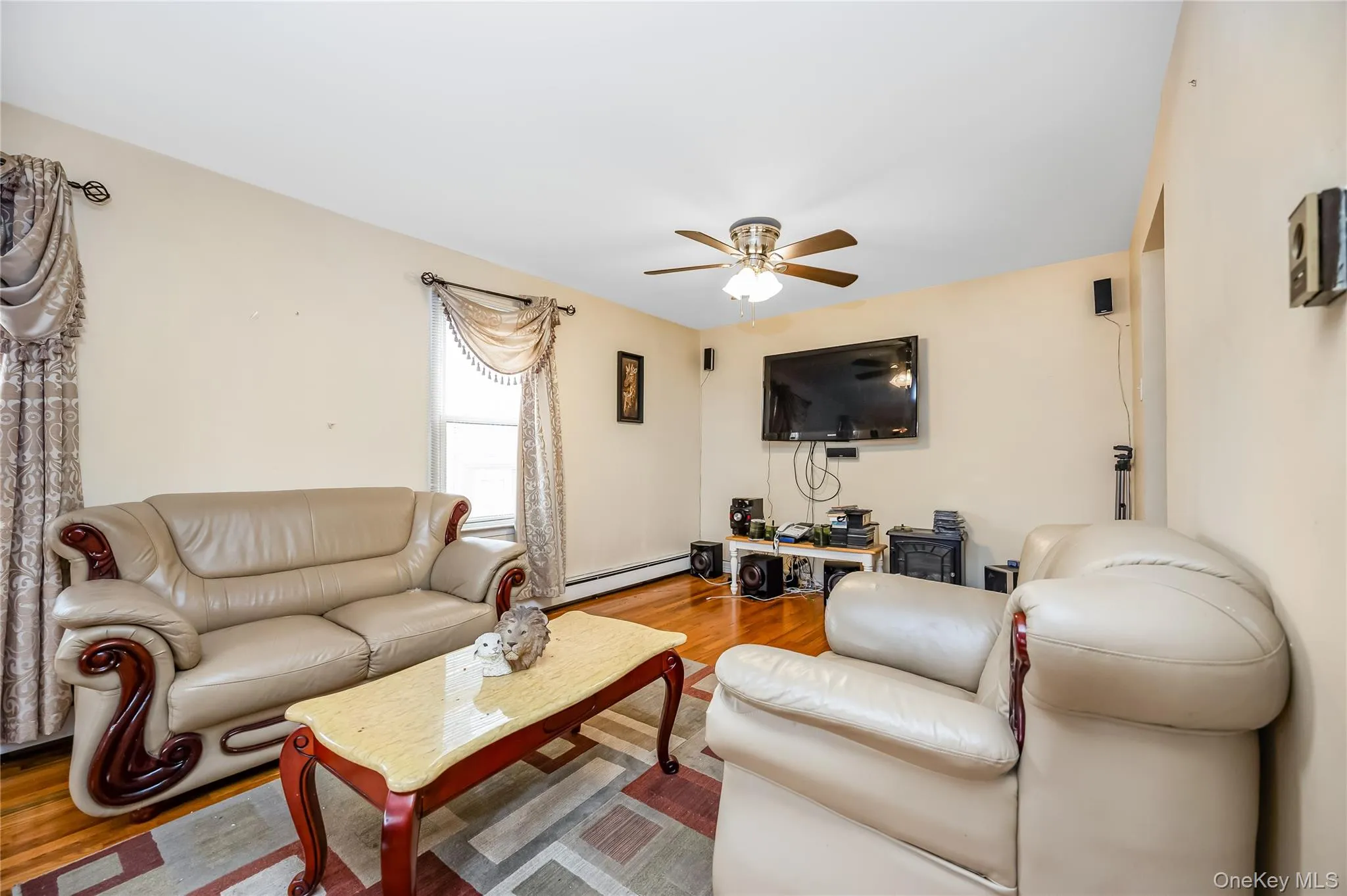 121 Cochran Place, Hempstead, NY, 4 Bedrooms Bedrooms, 10 Rooms Rooms,2 BathroomsBathrooms,Residential,For Rent,Cochran,0,1053795 121 Cochran Place, Hempstead, NY, 4 Bedrooms Bedrooms, 10 Rooms Rooms,2 BathroomsBathrooms,Residential,For Rent,Cochran,0,1053795