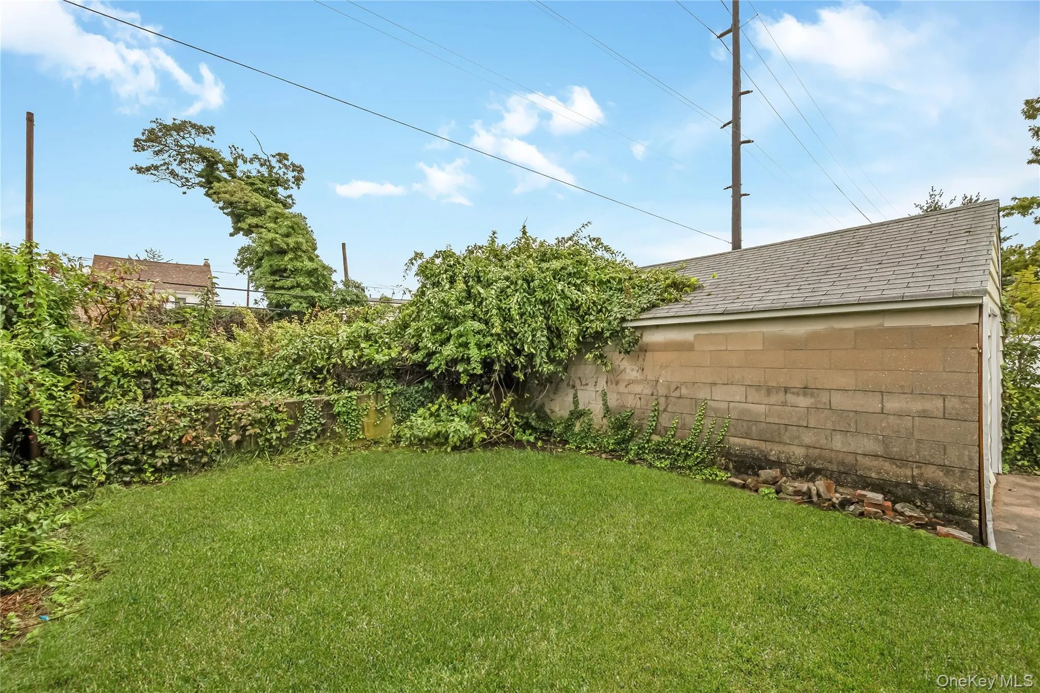 121 Cochran Place, Hempstead, NY, 4 Bedrooms Bedrooms, 10 Rooms Rooms,2 BathroomsBathrooms,Residential,For Rent,Cochran,0,1053795 121 Cochran Place, Hempstead, NY, 4 Bedrooms Bedrooms, 10 Rooms Rooms,2 BathroomsBathrooms,Residential,For Rent,Cochran,0,1053795