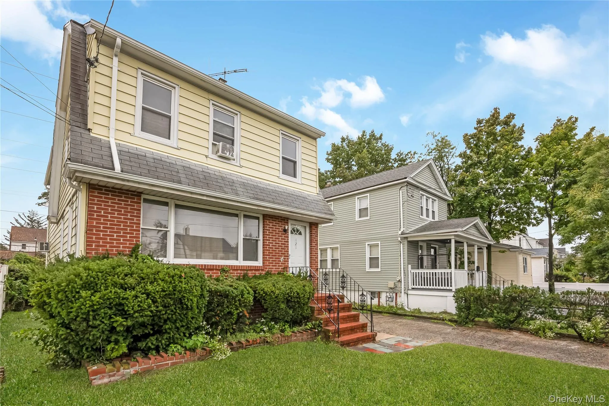 121 Cochran Place, Hempstead, NY, 4 Bedrooms Bedrooms, 10 Rooms Rooms,2 BathroomsBathrooms,Residential,For Rent,Cochran,0,1053795 121 Cochran Place, Hempstead, NY, 4 Bedrooms Bedrooms, 10 Rooms Rooms,2 BathroomsBathrooms,Residential,For Rent,Cochran,0,1053795