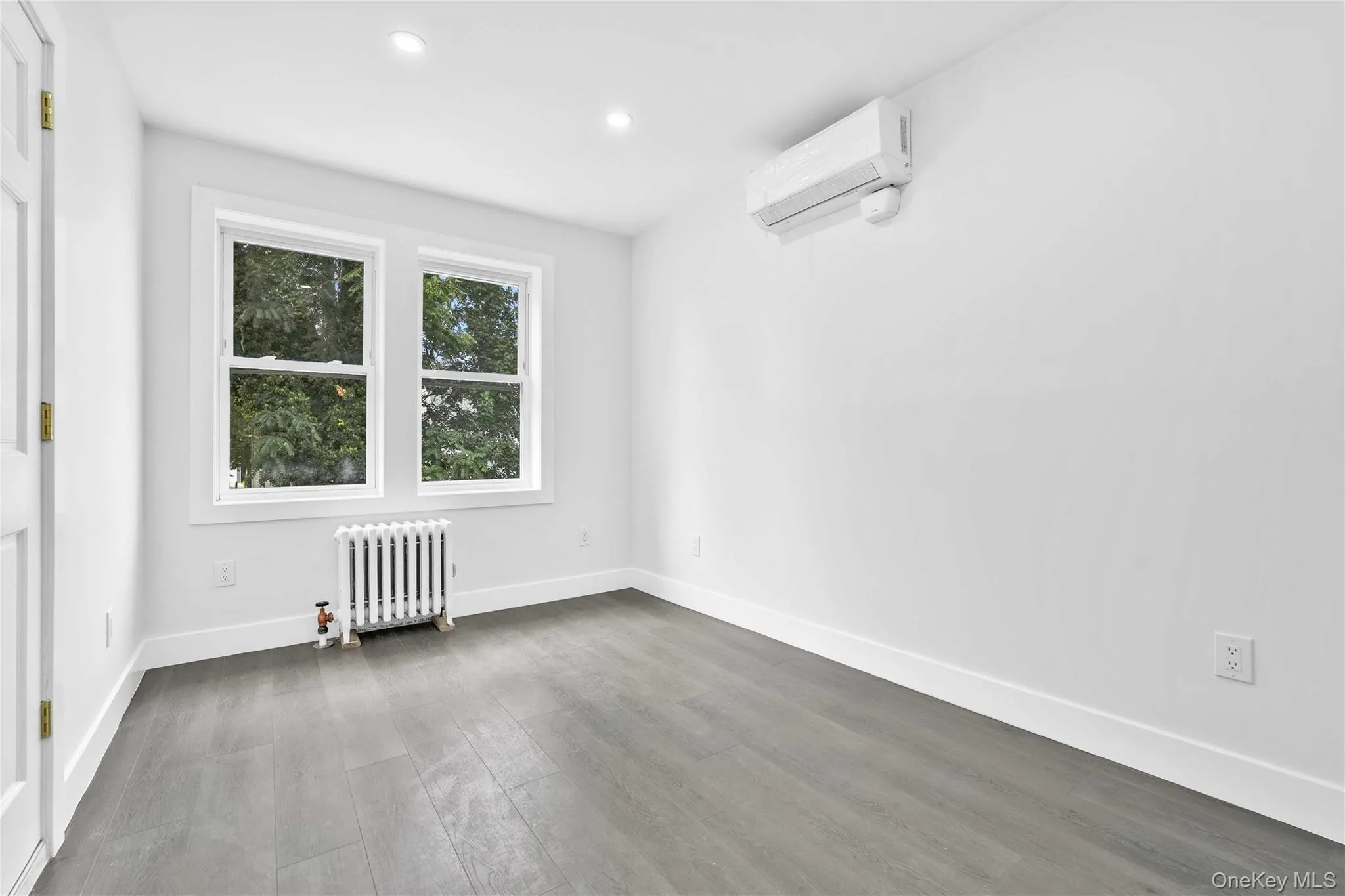 113-22 204th Street, New York, NY, 3 Bedrooms Bedrooms, 6 Rooms Rooms,3 BathroomsBathrooms,Residential,For Rent,204th,0,1053797 113-22 204th Street, New York, NY, 3 Bedrooms Bedrooms, 6 Rooms Rooms,3 BathroomsBathrooms,Residential,For Rent,204th,0,1053797