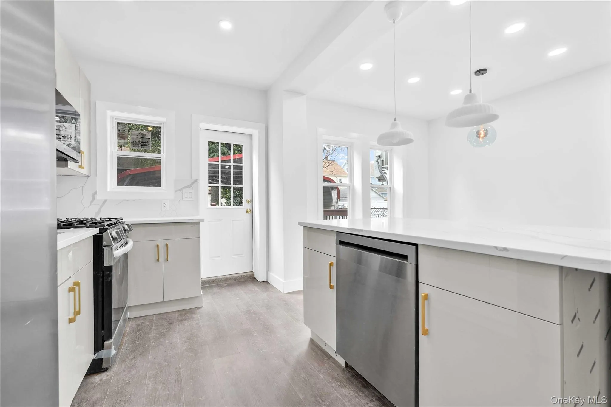 113-22 204th Street, New York, NY, 3 Bedrooms Bedrooms, 6 Rooms Rooms,3 BathroomsBathrooms,Residential,For Rent,204th,0,1053797 113-22 204th Street, New York, NY, 3 Bedrooms Bedrooms, 6 Rooms Rooms,3 BathroomsBathrooms,Residential,For Rent,204th,0,1053797