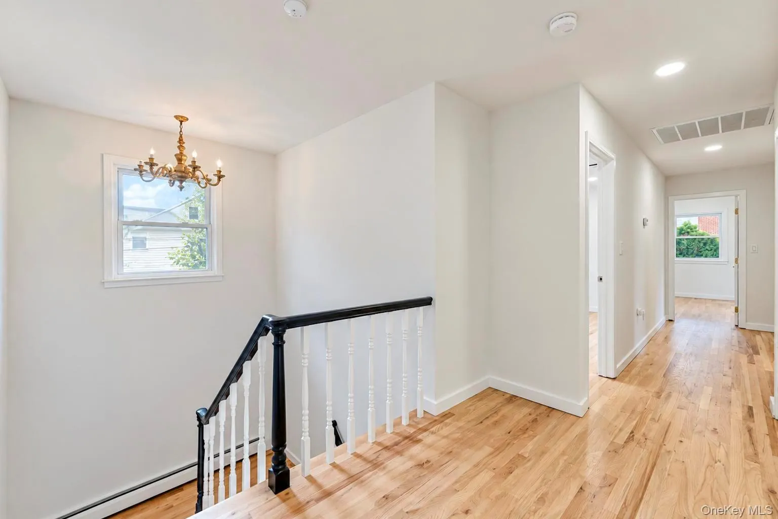 12 Arleigh Road, North Hempstead, NY, 5 Bedroom Bedrooms, 12 Room Rooms,3 BathroomBathrooms,Residential Lease,For Rent,Arleigh,0,1053798 12 Arleigh Road, North Hempstead, NY, 5 Bedroom Bedrooms, 12 Room Rooms,3 BathroomBathrooms,Residential Lease,For Rent,Arleigh,0,1053798