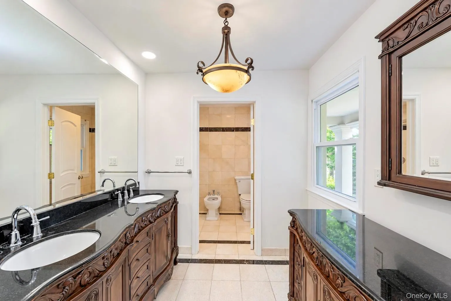 12 Arleigh Road, North Hempstead, NY, 5 Bedroom Bedrooms, 12 Room Rooms,3 BathroomBathrooms,Residential Lease,For Rent,Arleigh,0,1053798 12 Arleigh Road, North Hempstead, NY, 5 Bedroom Bedrooms, 12 Room Rooms,3 BathroomBathrooms,Residential Lease,For Rent,Arleigh,0,1053798