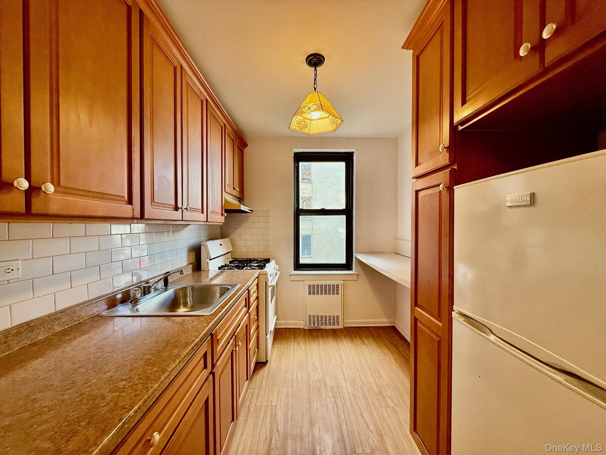 112-24 Northern Boulevard, New York, NY, 2 Bedrooms Bedrooms, 5 Rooms Rooms,1 BathroomBathrooms,Residential,For Rent,Northern,0,1053811 112-24 Northern Boulevard, New York, NY, 2 Bedrooms Bedrooms, 5 Rooms Rooms,1 BathroomBathrooms,Residential,For Rent,Northern,0,1053811