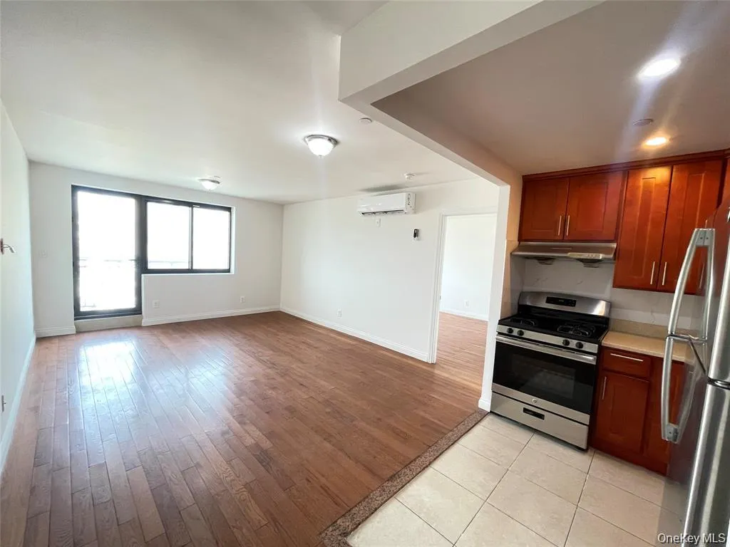 70-26 Queens Boulevard, New York, NY, 2 Bedrooms Bedrooms, 4 Rooms Rooms,2 BathroomsBathrooms,Residential,For Rent,Queens,0,1053814 70-26 Queens Boulevard, New York, NY, 2 Bedrooms Bedrooms, 4 Rooms Rooms,2 BathroomsBathrooms,Residential,For Rent,Queens,0,1053814