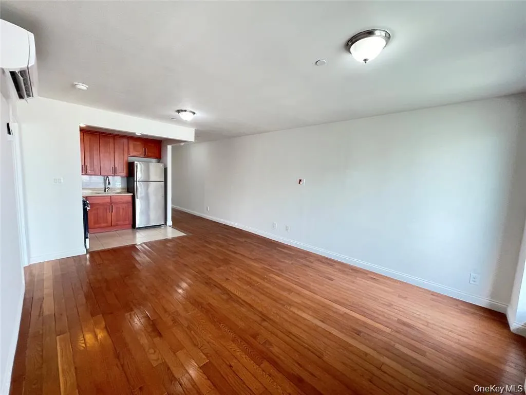 70-26 Queens Boulevard, New York, NY, 2 Bedrooms Bedrooms, 4 Rooms Rooms,2 BathroomsBathrooms,Residential,For Rent,Queens,0,1053814 70-26 Queens Boulevard, New York, NY, 2 Bedrooms Bedrooms, 4 Rooms Rooms,2 BathroomsBathrooms,Residential,For Rent,Queens,0,1053814