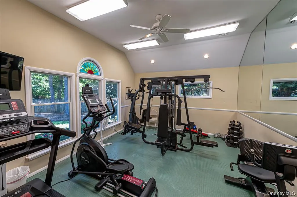 23 Willow Ridge Drive, Smithtown, NY, 3 Bedrooms Bedrooms, 8 Rooms Rooms,3 BathroomsBathrooms,Residential,For Rent,Willow Ridge,0,1053815 23 Willow Ridge Drive, Smithtown, NY, 3 Bedrooms Bedrooms, 8 Rooms Rooms,3 BathroomsBathrooms,Residential,For Rent,Willow Ridge,0,1053815