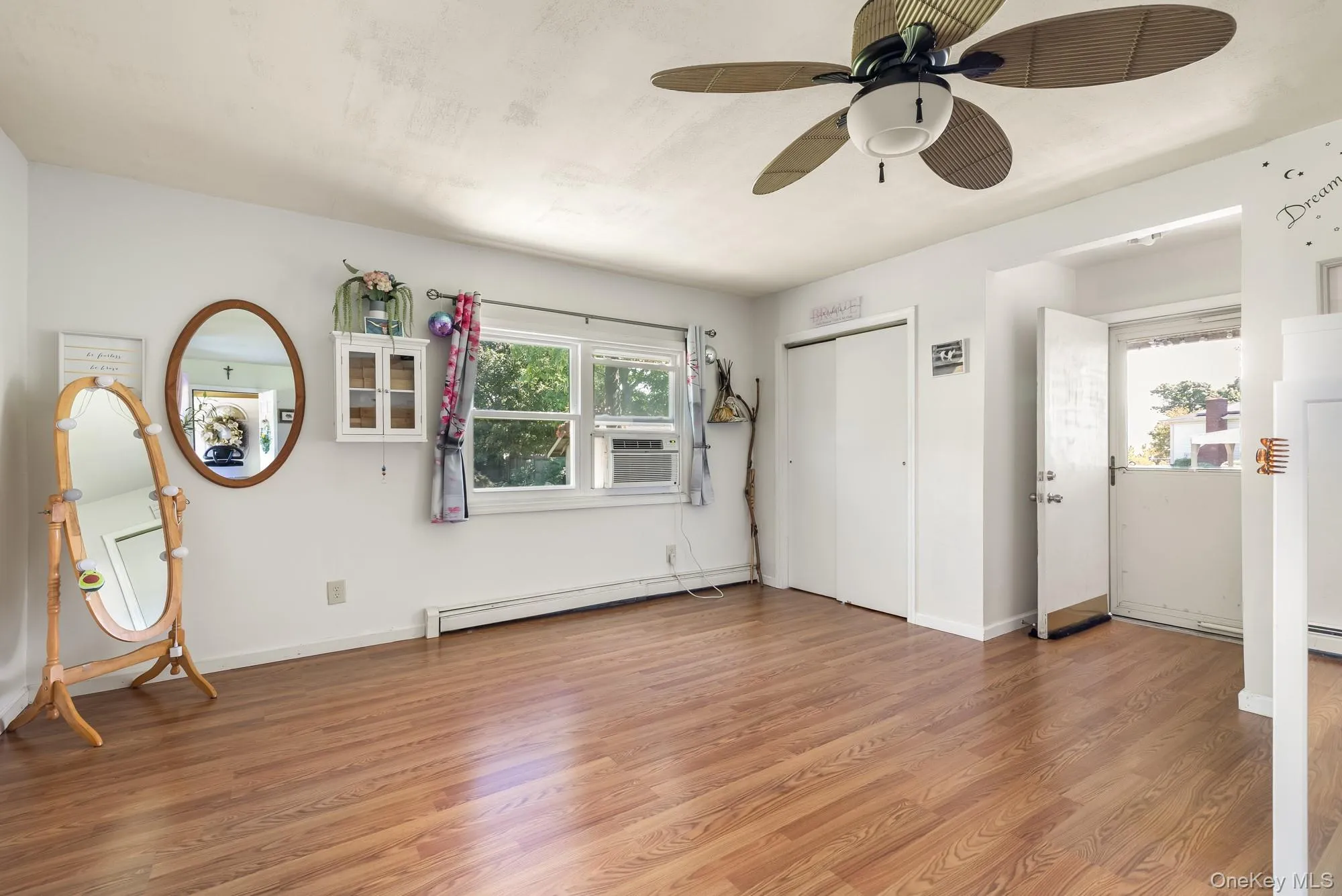 1647 Straight Path, Babylon, NY, 4 Bedrooms Bedrooms, 10 Rooms Rooms,2 BathroomsBathrooms,Residential,For Rent,Straight,0,1053816 1647 Straight Path, Babylon, NY, 4 Bedrooms Bedrooms, 10 Rooms Rooms,2 BathroomsBathrooms,Residential,For Rent,Straight,0,1053816