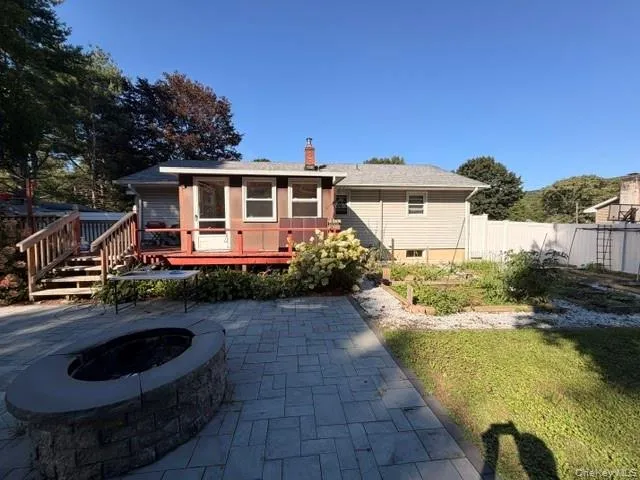 3 Elm Street, Deerpark, NY, 3 Bedrooms Bedrooms, 3 Rooms Rooms,1 BathroomBathrooms,Residential Lease,For Rent,Elm,0,1053822 3 Elm Street, Deerpark, NY, 3 Bedrooms Bedrooms, 3 Rooms Rooms,1 BathroomBathrooms,Residential Lease,For Rent,Elm,0,1053822