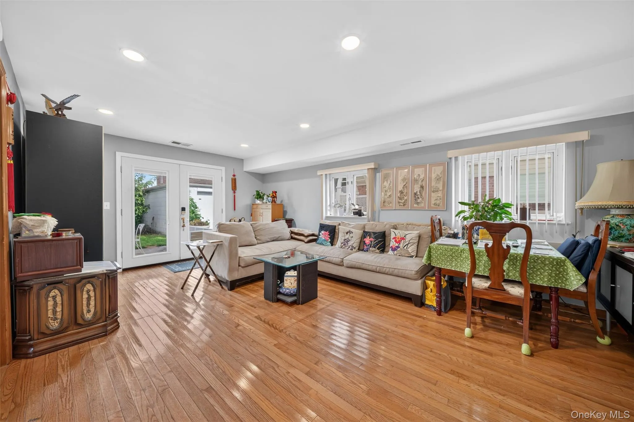 2843 Corporal Kennedy Street, New York, NY, 4 Bedrooms Bedrooms, 10 Rooms Rooms,3 BathroomsBathrooms,Residential,For Rent,Corporal Kennedy,0,1053823 2843 Corporal Kennedy Street, New York, NY, 4 Bedrooms Bedrooms, 10 Rooms Rooms,3 BathroomsBathrooms,Residential,For Rent,Corporal Kennedy,0,1053823