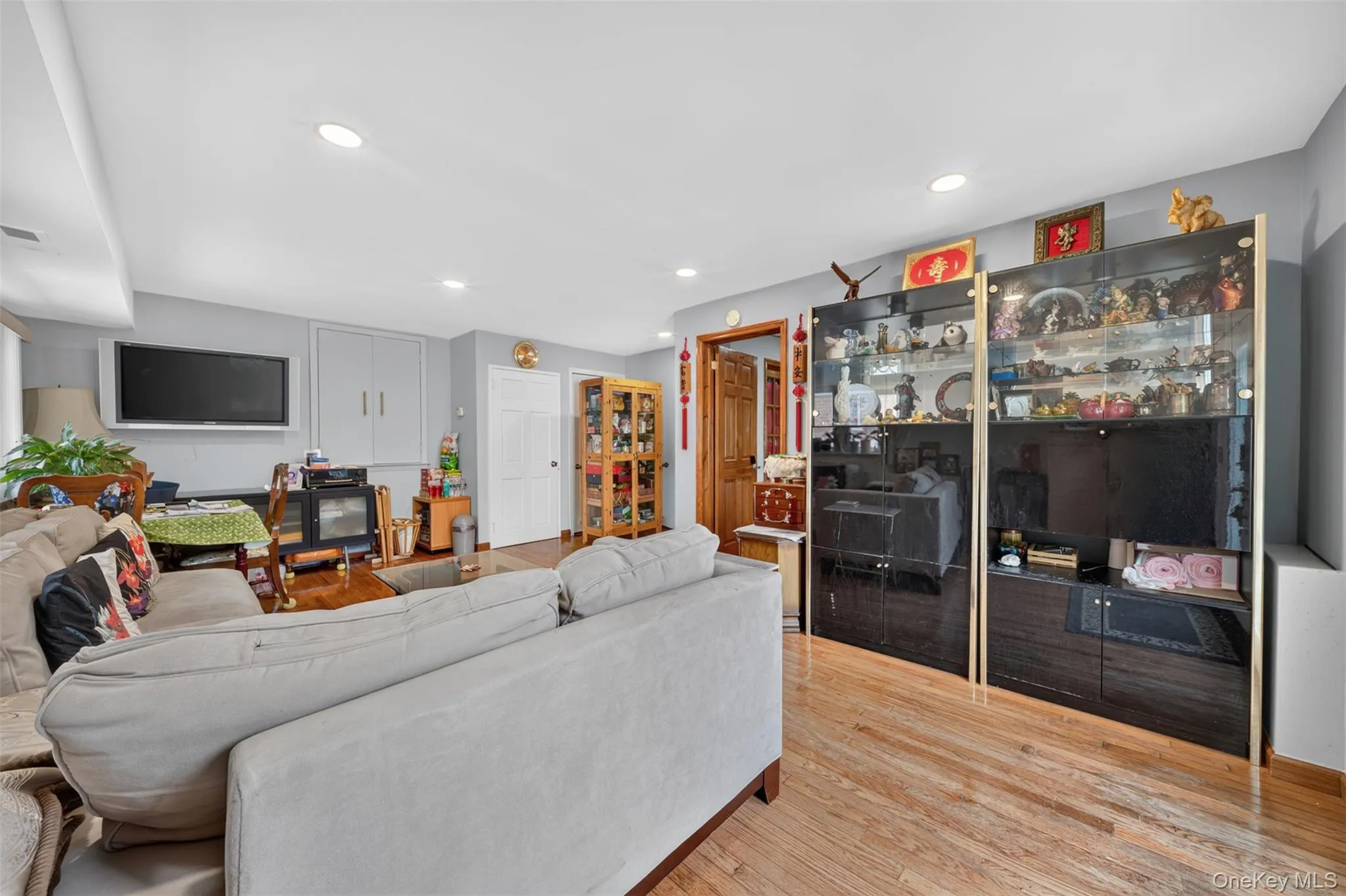2843 Corporal Kennedy Street, New York, NY, 4 Bedrooms Bedrooms, 10 Rooms Rooms,3 BathroomsBathrooms,Residential,For Rent,Corporal Kennedy,0,1053823 2843 Corporal Kennedy Street, New York, NY, 4 Bedrooms Bedrooms, 10 Rooms Rooms,3 BathroomsBathrooms,Residential,For Rent,Corporal Kennedy,0,1053823