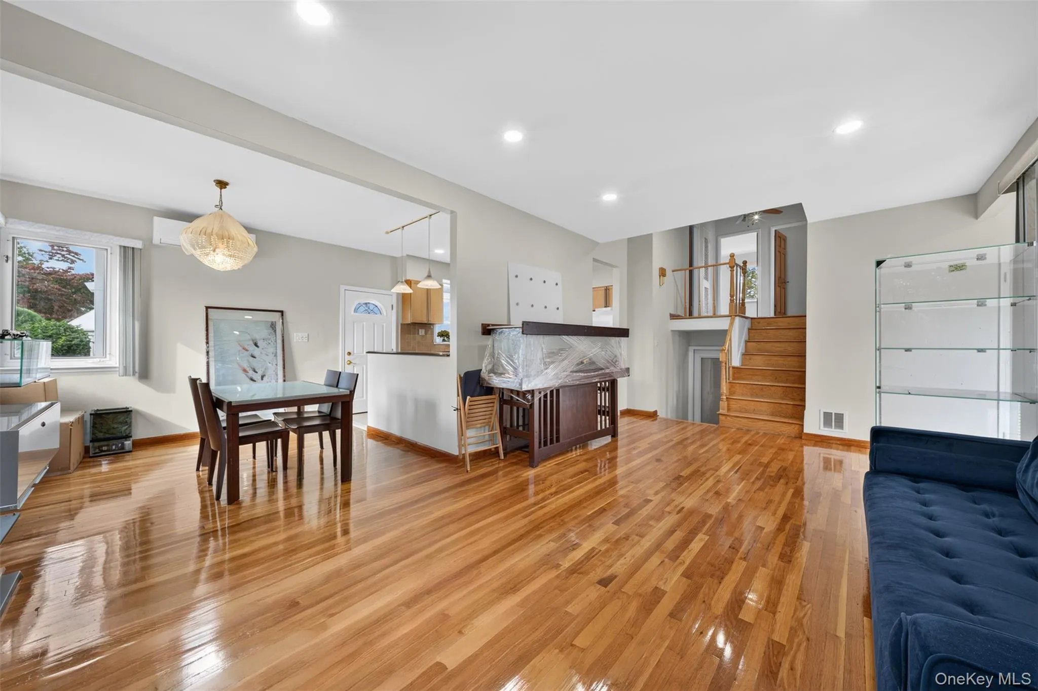 2843 Corporal Kennedy Street, New York, NY, 4 Bedrooms Bedrooms, 10 Rooms Rooms,3 BathroomsBathrooms,Residential,For Rent,Corporal Kennedy,0,1053823 2843 Corporal Kennedy Street, New York, NY, 4 Bedrooms Bedrooms, 10 Rooms Rooms,3 BathroomsBathrooms,Residential,For Rent,Corporal Kennedy,0,1053823