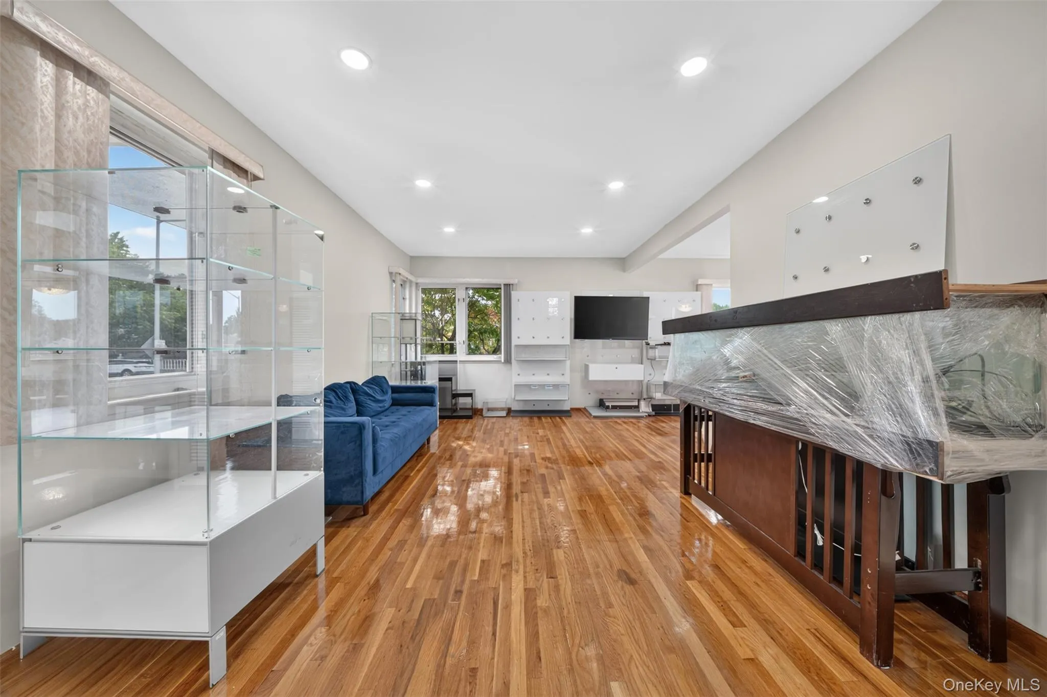 2843 Corporal Kennedy Street, New York, NY, 4 Bedrooms Bedrooms, 10 Rooms Rooms,3 BathroomsBathrooms,Residential,For Rent,Corporal Kennedy,0,1053823 2843 Corporal Kennedy Street, New York, NY, 4 Bedrooms Bedrooms, 10 Rooms Rooms,3 BathroomsBathrooms,Residential,For Rent,Corporal Kennedy,0,1053823