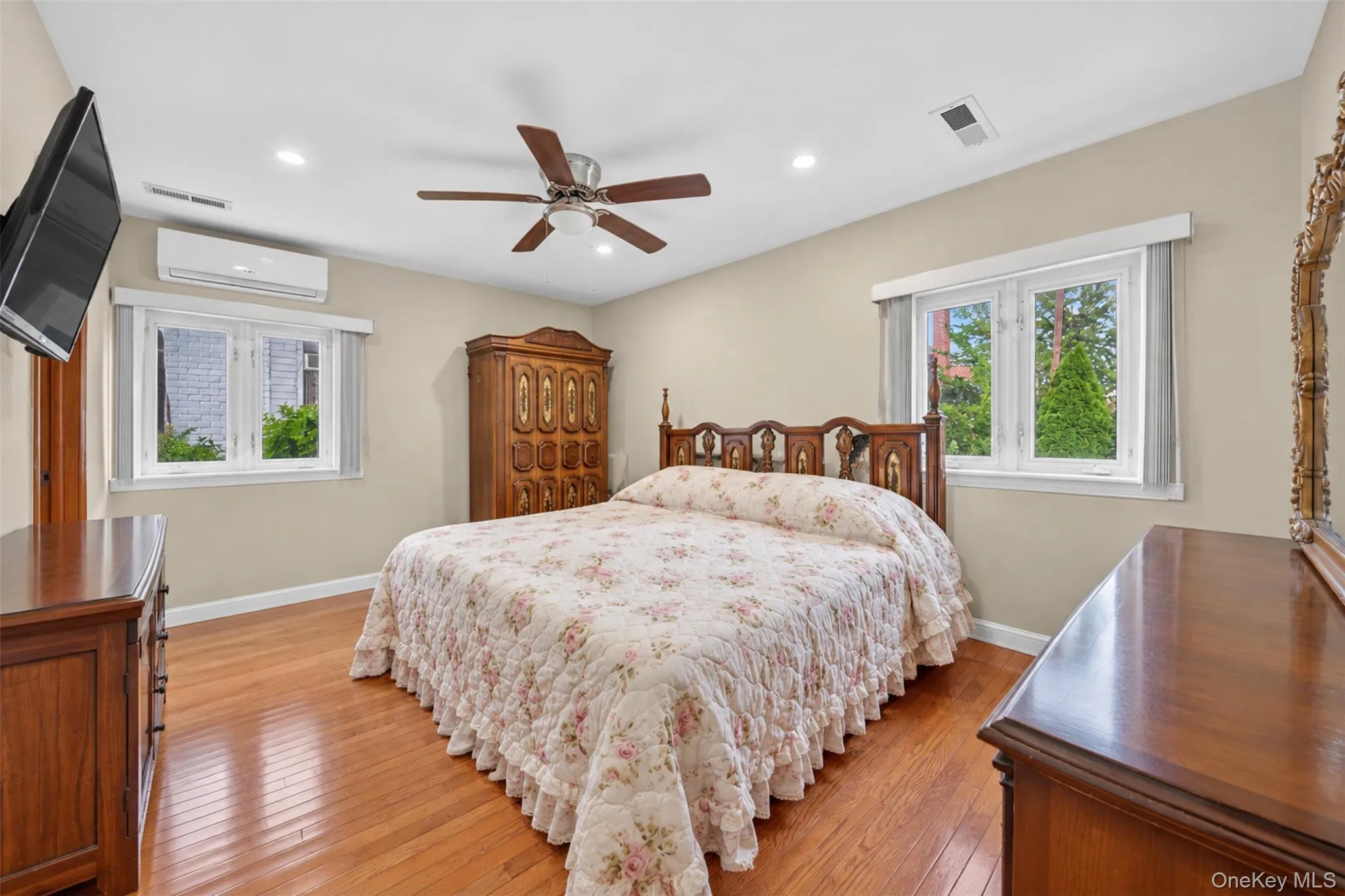 2843 Corporal Kennedy Street, New York, NY, 4 Bedrooms Bedrooms, 10 Rooms Rooms,3 BathroomsBathrooms,Residential,For Rent,Corporal Kennedy,0,1053823 2843 Corporal Kennedy Street, New York, NY, 4 Bedrooms Bedrooms, 10 Rooms Rooms,3 BathroomsBathrooms,Residential,For Rent,Corporal Kennedy,0,1053823