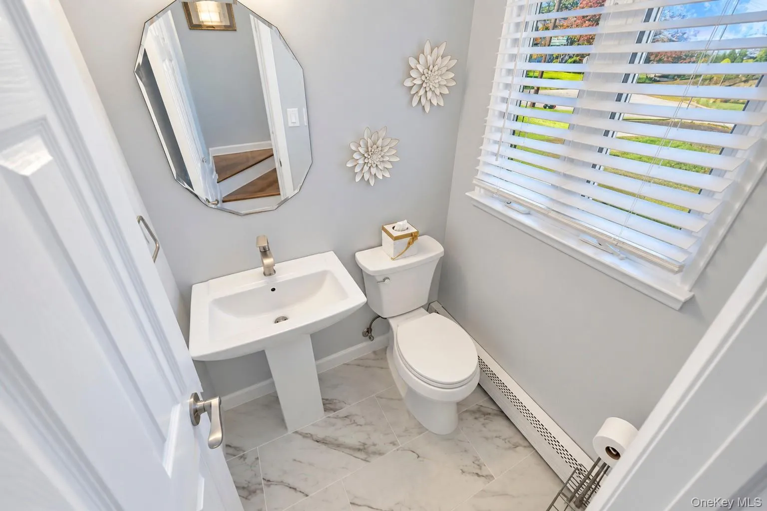 14 Hollingwood Drive, Brookhaven, NY, 5 Bedrooms Bedrooms, 8 Rooms Rooms,2 BathroomsBathrooms,Residential,For Rent,Hollingwood,0,1053828 14 Hollingwood Drive, Brookhaven, NY, 5 Bedrooms Bedrooms, 8 Rooms Rooms,2 BathroomsBathrooms,Residential,For Rent,Hollingwood,0,1053828