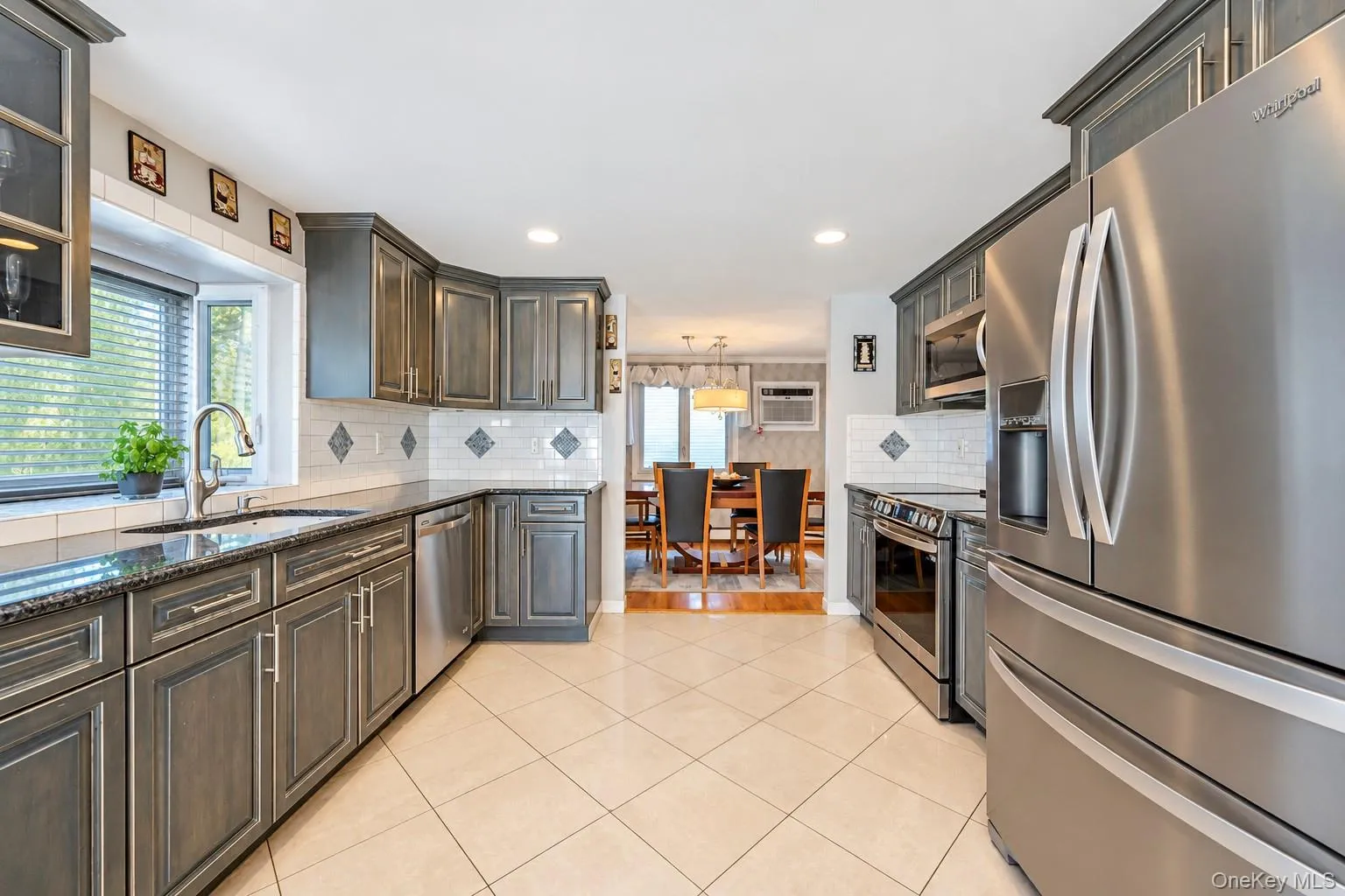 14 Hollingwood Drive, Brookhaven, NY, 5 Bedrooms Bedrooms, 8 Rooms Rooms,2 BathroomsBathrooms,Residential,For Rent,Hollingwood,0,1053828 14 Hollingwood Drive, Brookhaven, NY, 5 Bedrooms Bedrooms, 8 Rooms Rooms,2 BathroomsBathrooms,Residential,For Rent,Hollingwood,0,1053828